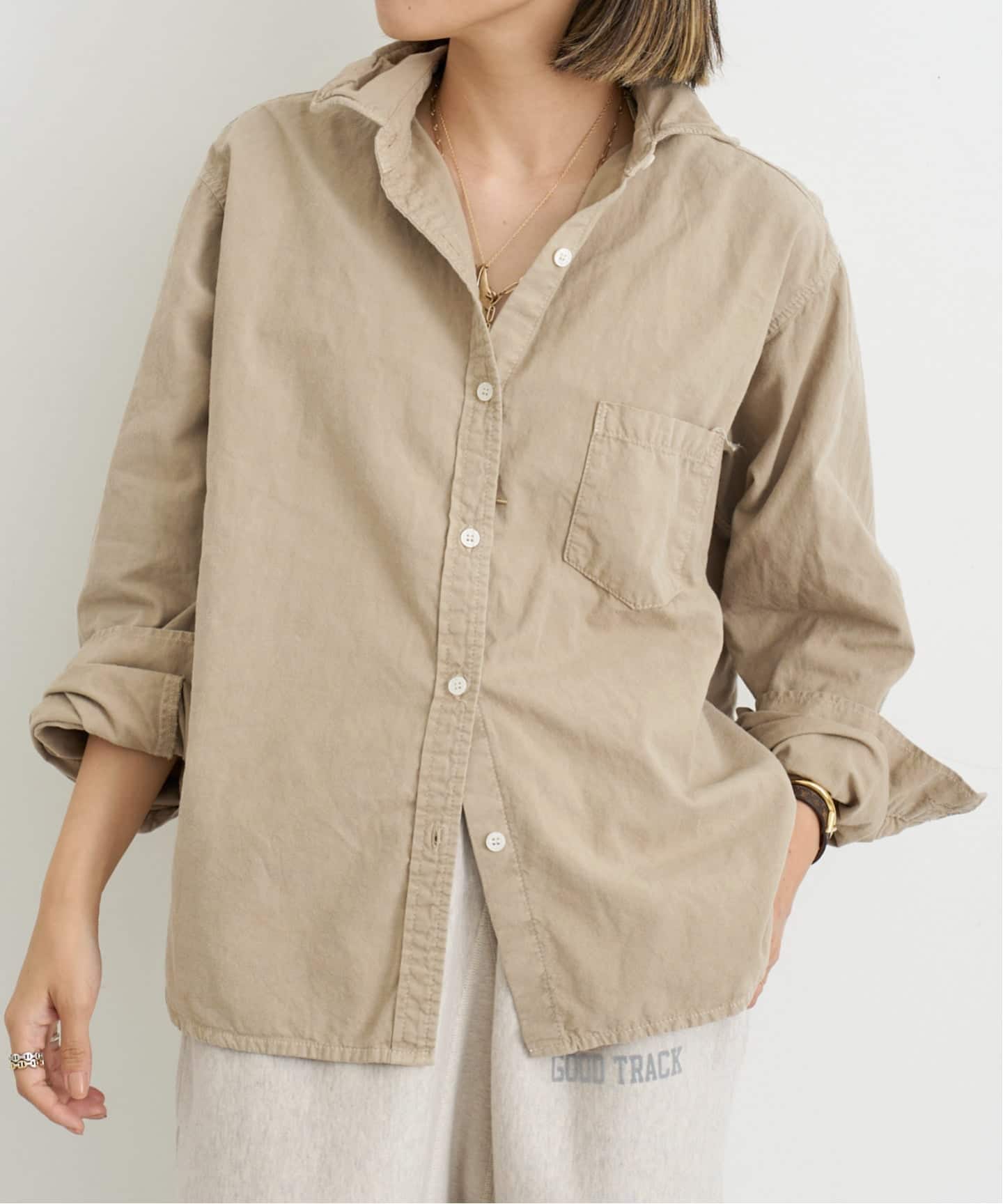 美品 レミレリーフ アパルトモン シャンブレーシャツ ベージュ フリー REMI RELIEF/レミ レリーフ】 CHAMBRAY SHIRT（シャツ／ブラウス）｜L