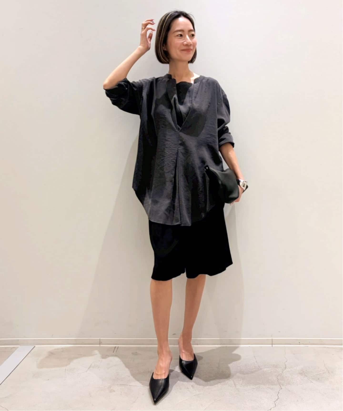 STUDIO NICHOLSON/スタジオ ニコルソン】 DRAPED NECK BLOUSE（シャツ