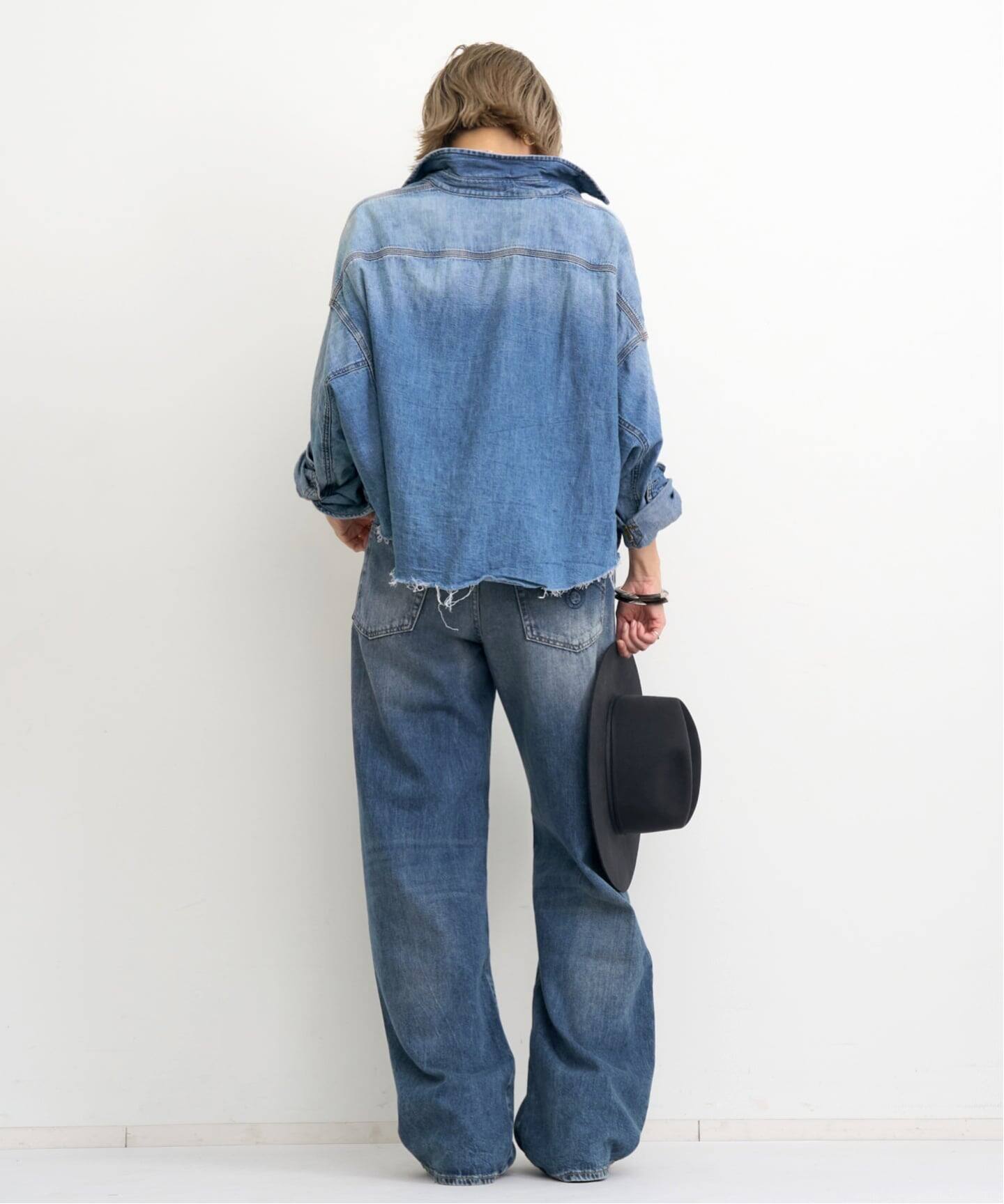 R13/アールサーティーン】 CROPPED DENIM SHIRT（シャツ／ブラウス