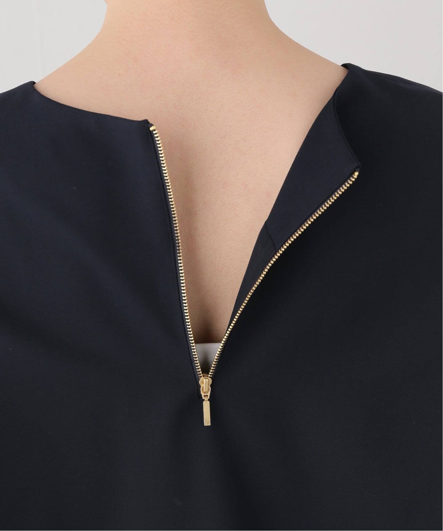 COL PIERROT/コル ピエロ】 Back Zip V-neck Blouse（シャツ／ブラウス