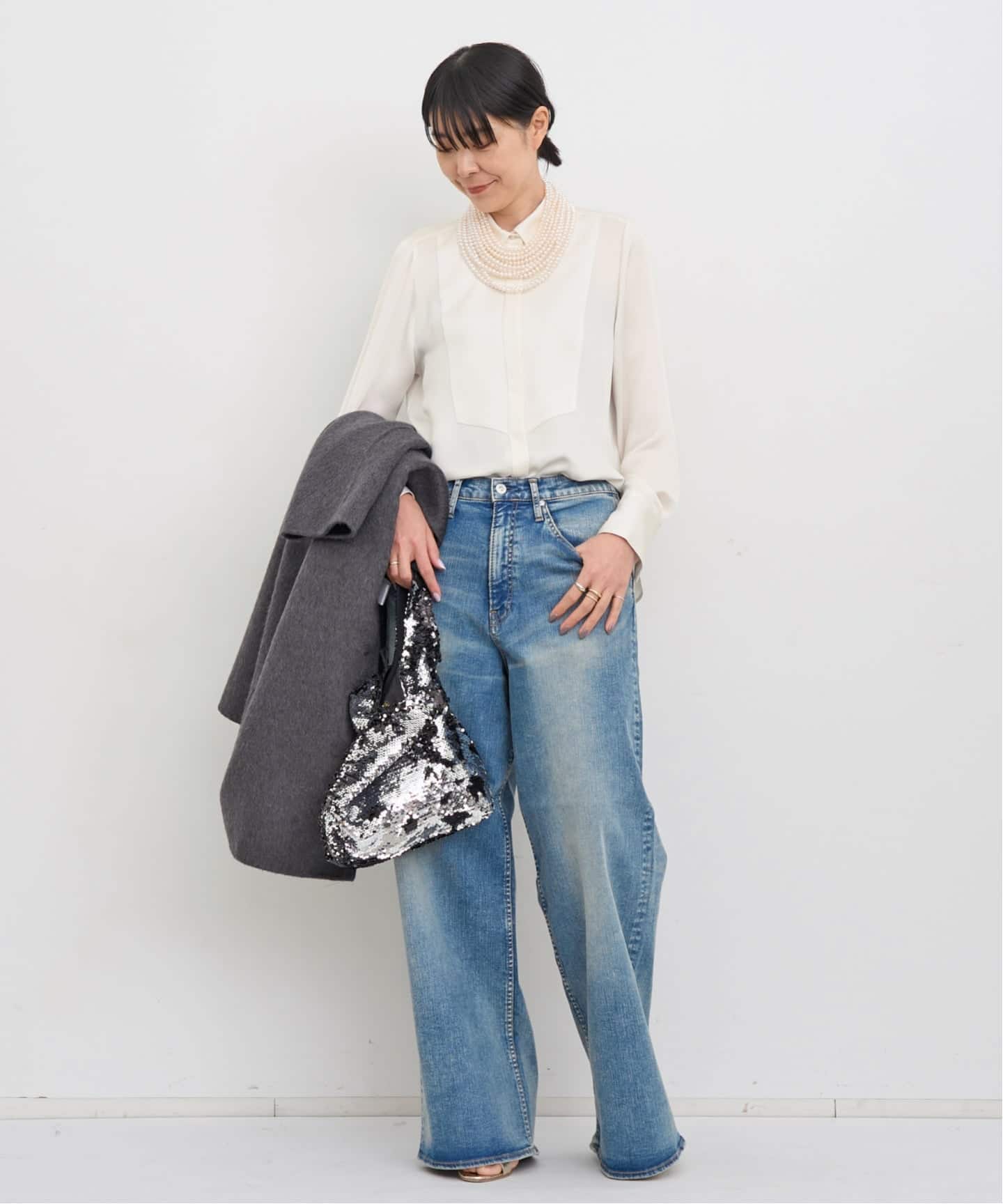 Col Pierrot /コル ピエロ】PEARL BUTTUN SATIN BLOUSE（シャツ