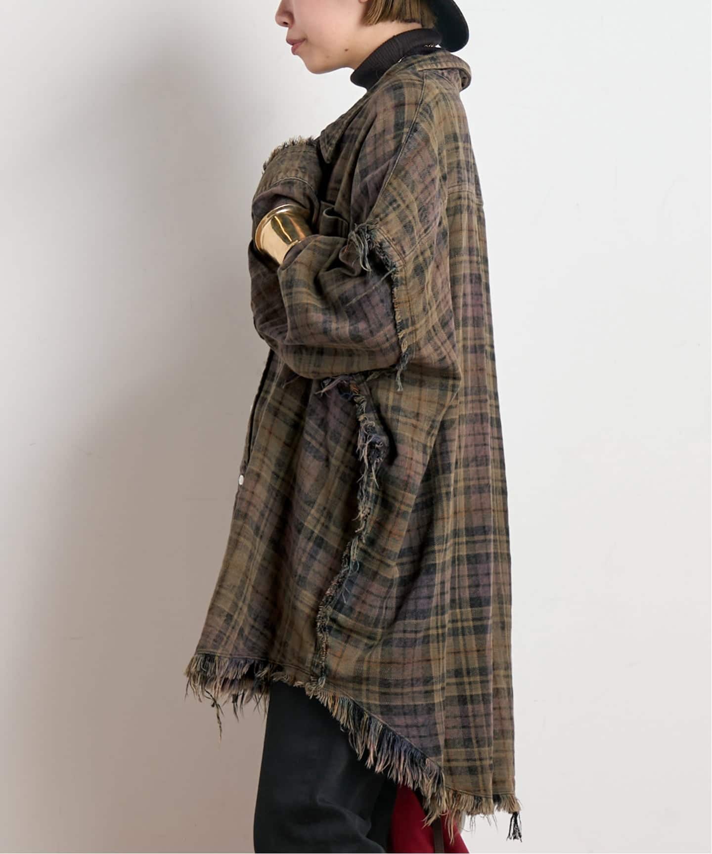 R13/アールサーティーン】SHREDDED SEAM DROP NECK SHIRT（シャツ