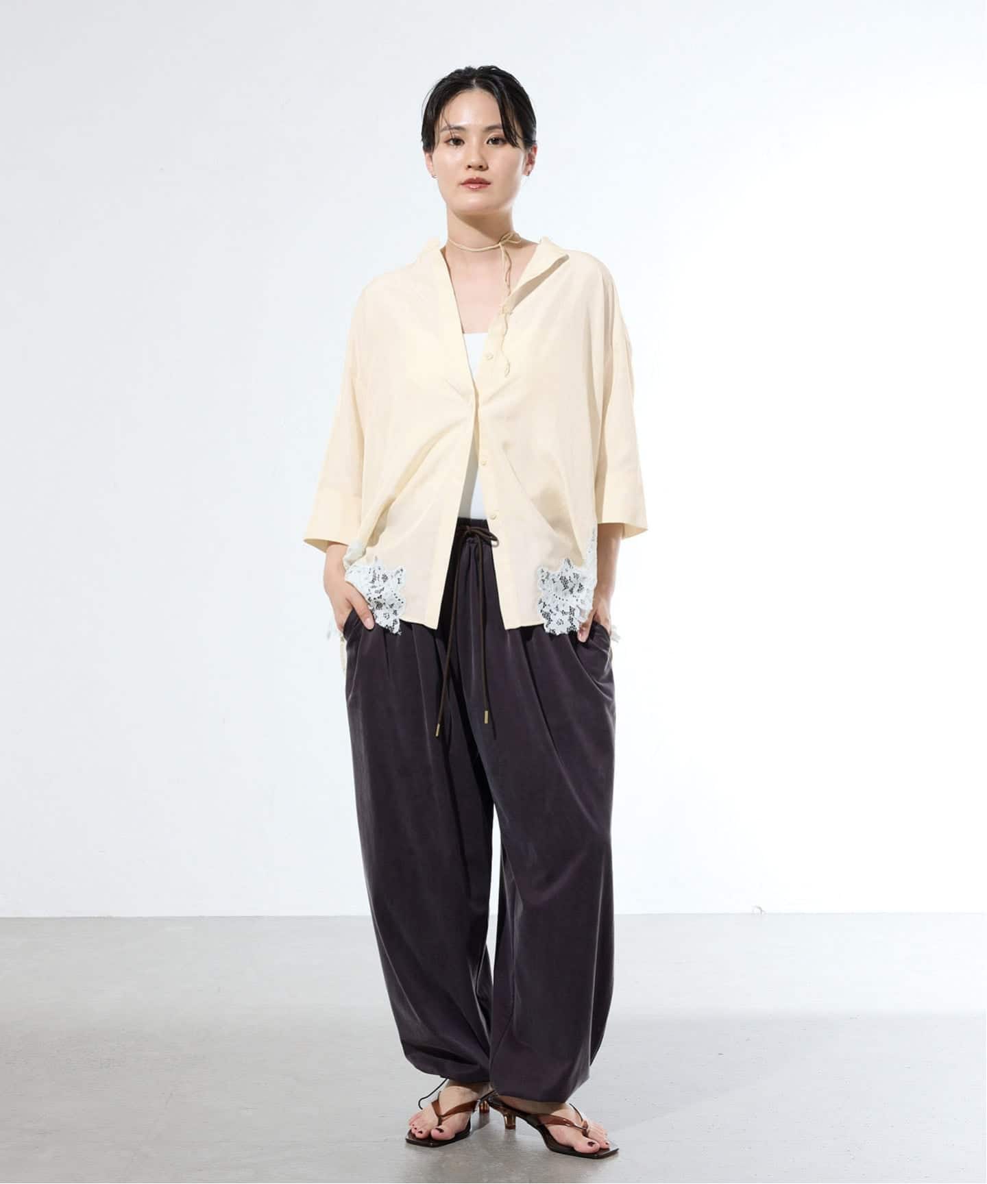 一部店舗限定》裾レースシャツ（シャツ／ブラウス）｜IENA（イエナ）の