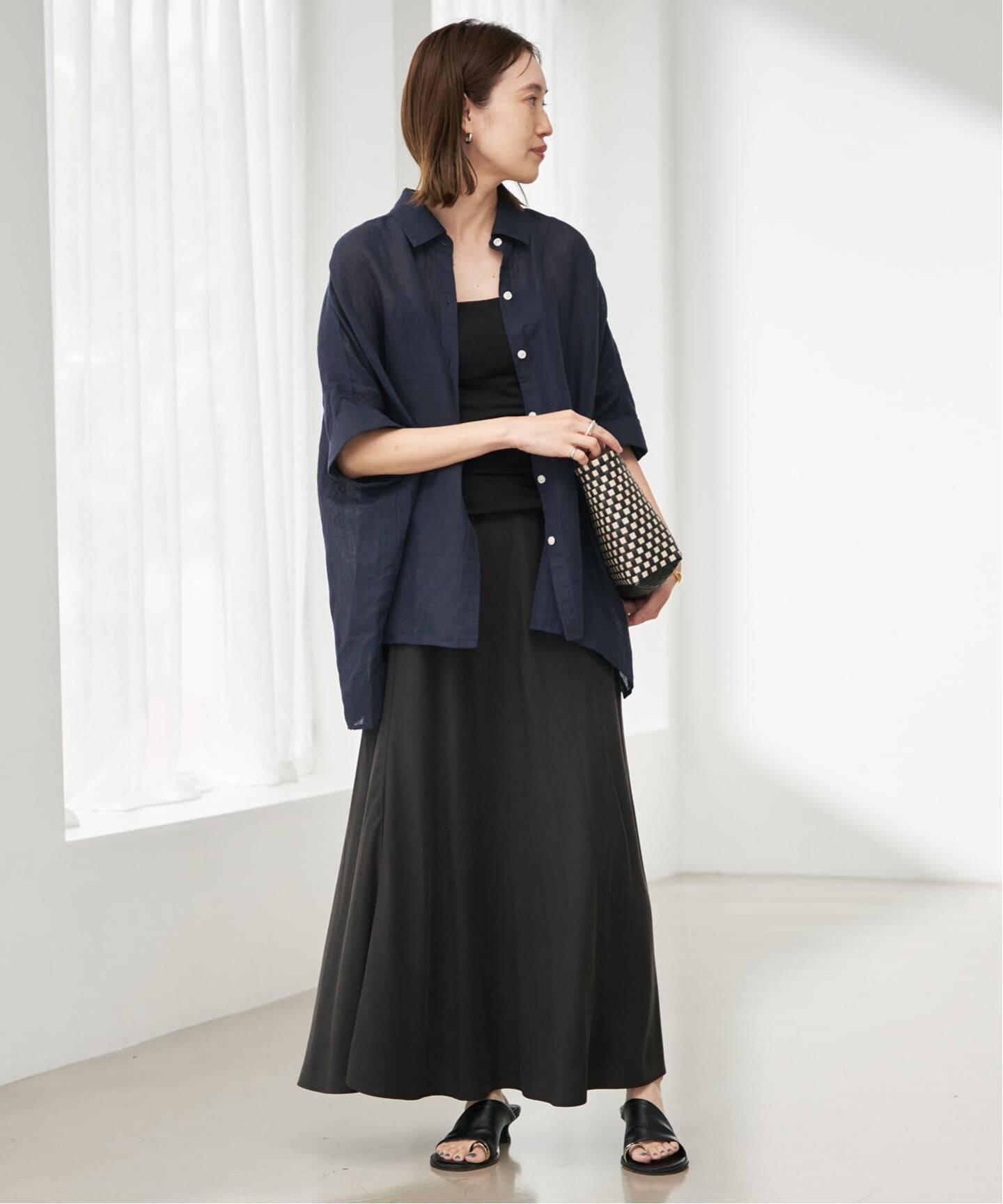 2026⭐︎SLOBE IENA リネンコットンBOXシャツ ネイビー麻綿完売品 追加/シリーズあり》リネンコットンBOXシャツ（シャツ／ブラウス