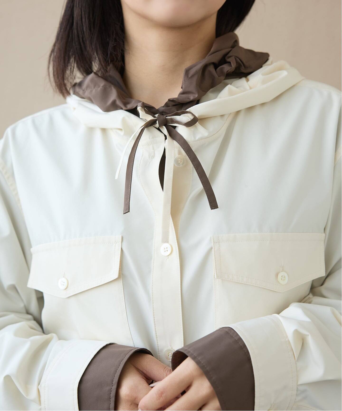 洗濯機洗い可》IENA LA BOUCLE ライトタフタフーテッドシャツ（シャツ