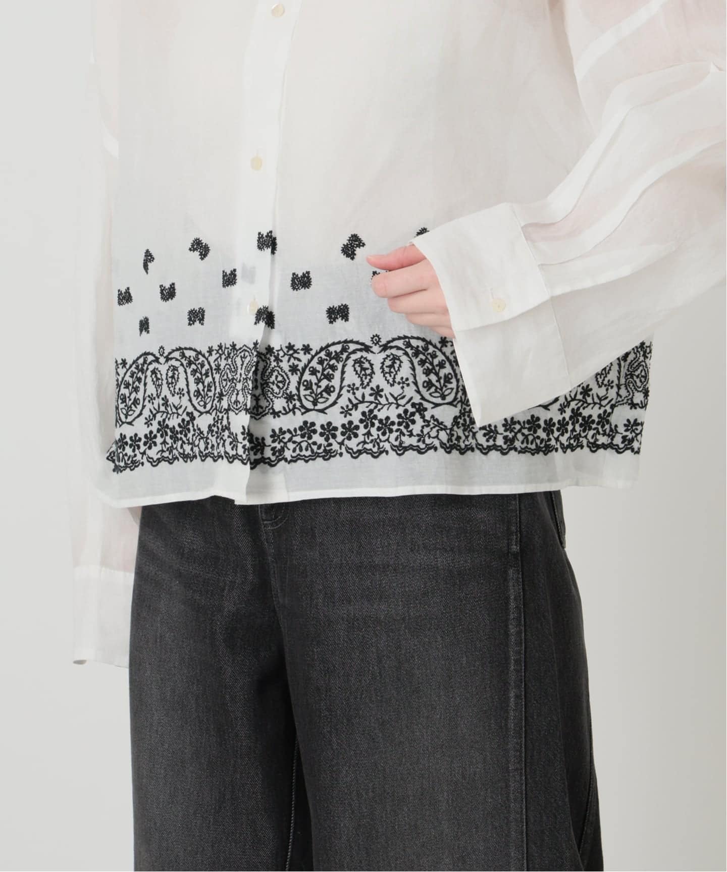 IENA LA BOUCLE エンブロイダリーコットンオーガンジーシャツ（シャツ