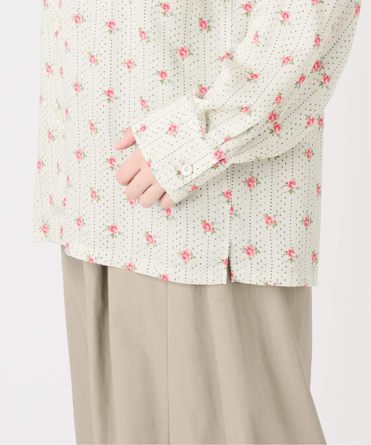 IENA LA BOUCLE レトロフラワープリントシャツ（シャツ／ブラウス