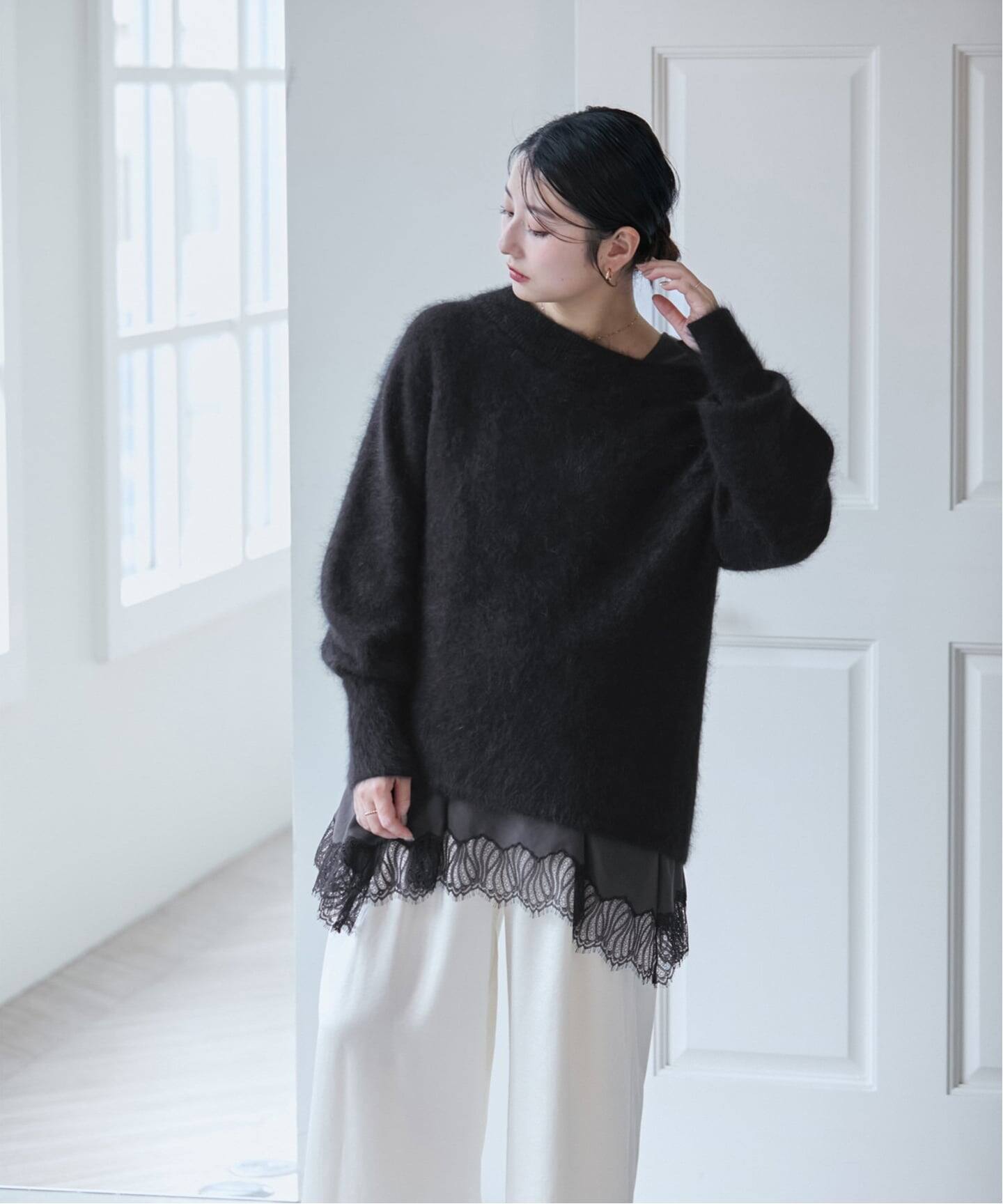 追加》【洗える】CHIGNON/シニヨン ヘムレースサテンタンク（シャツ 