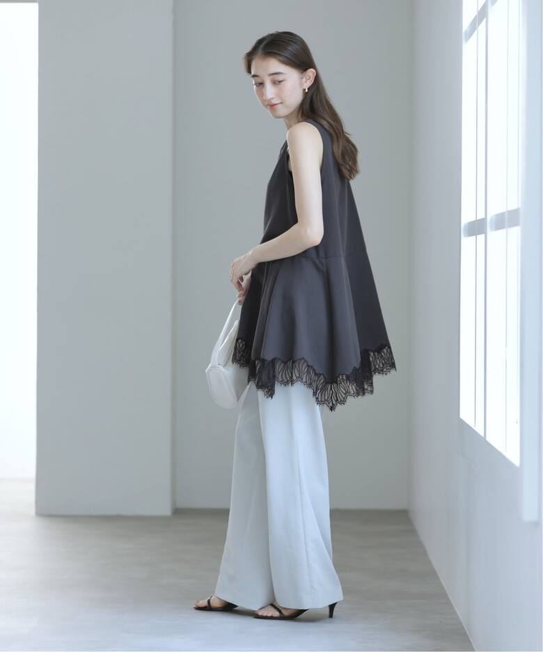 追加予約》【洗える】CHIGNON/シニヨン ヘムレースサテンタンク 