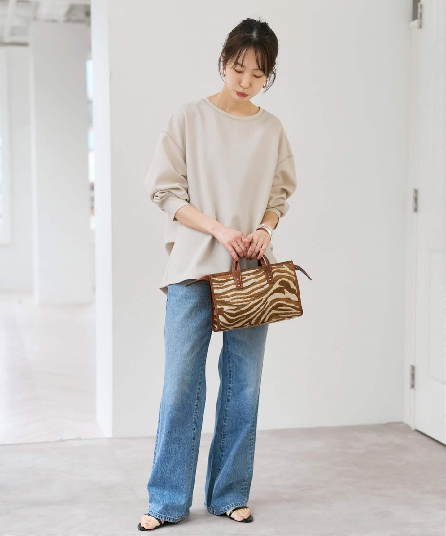 アムンゼンクロスバックタックブラウス アムンゼンクロスバックタックブラウス（シャツ／ブラウス）｜Spick