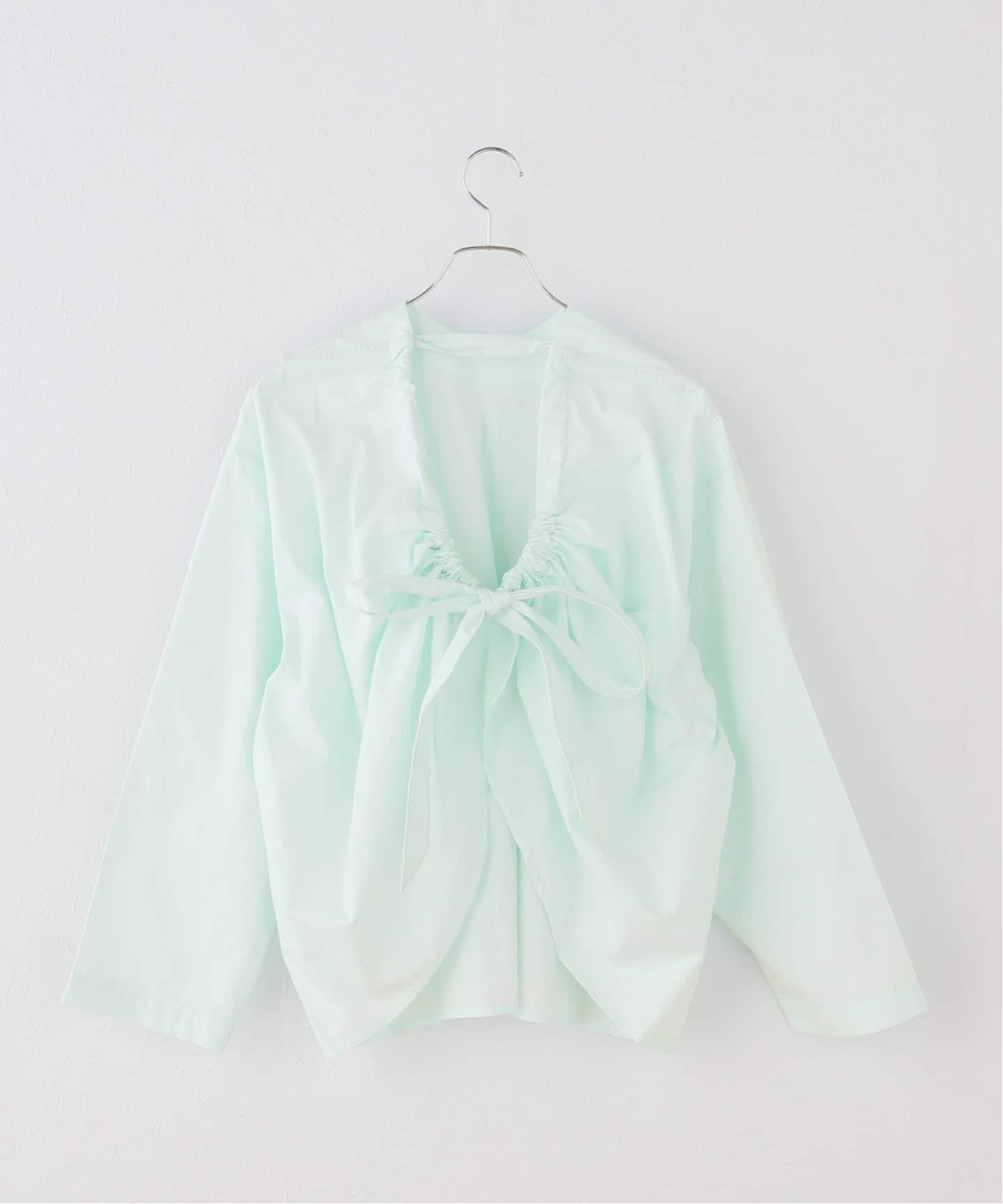 一部店舗+WEB限定》SEEALL / シーオール BACK GATHER TOP（シャツ