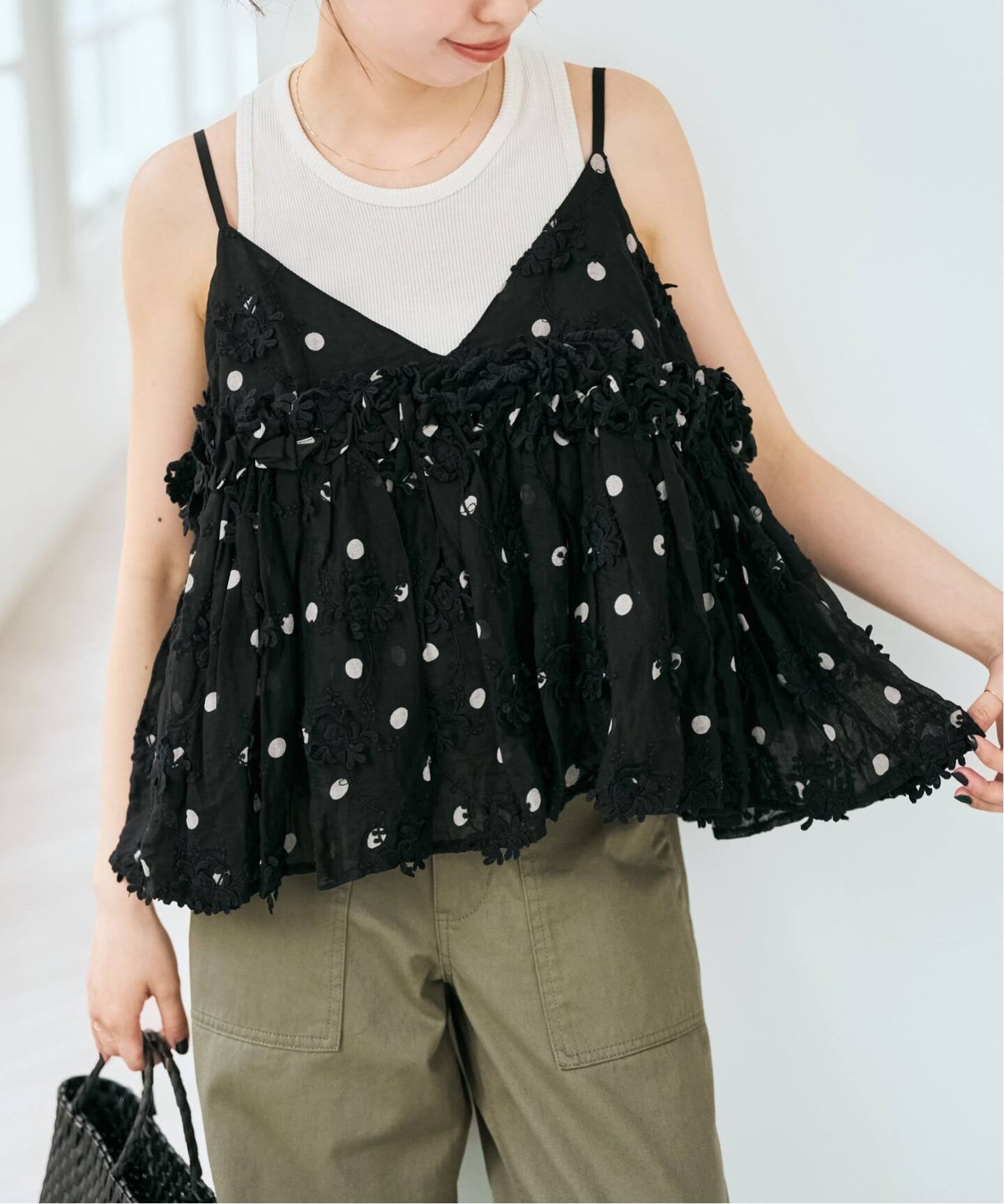追加》crinkle crinkle crinkle 別注3D embroidery dot camisole 