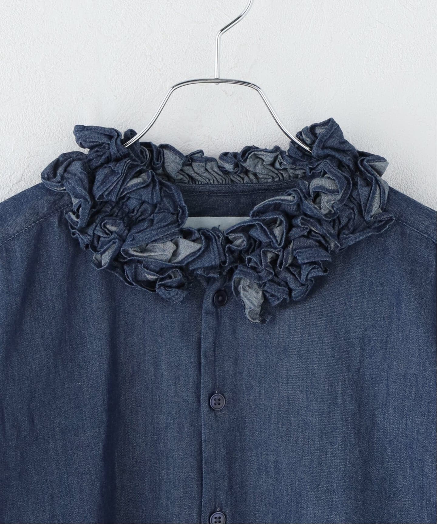 crinkle crinkle crinkle / indigo frill collar shirts（シャツ