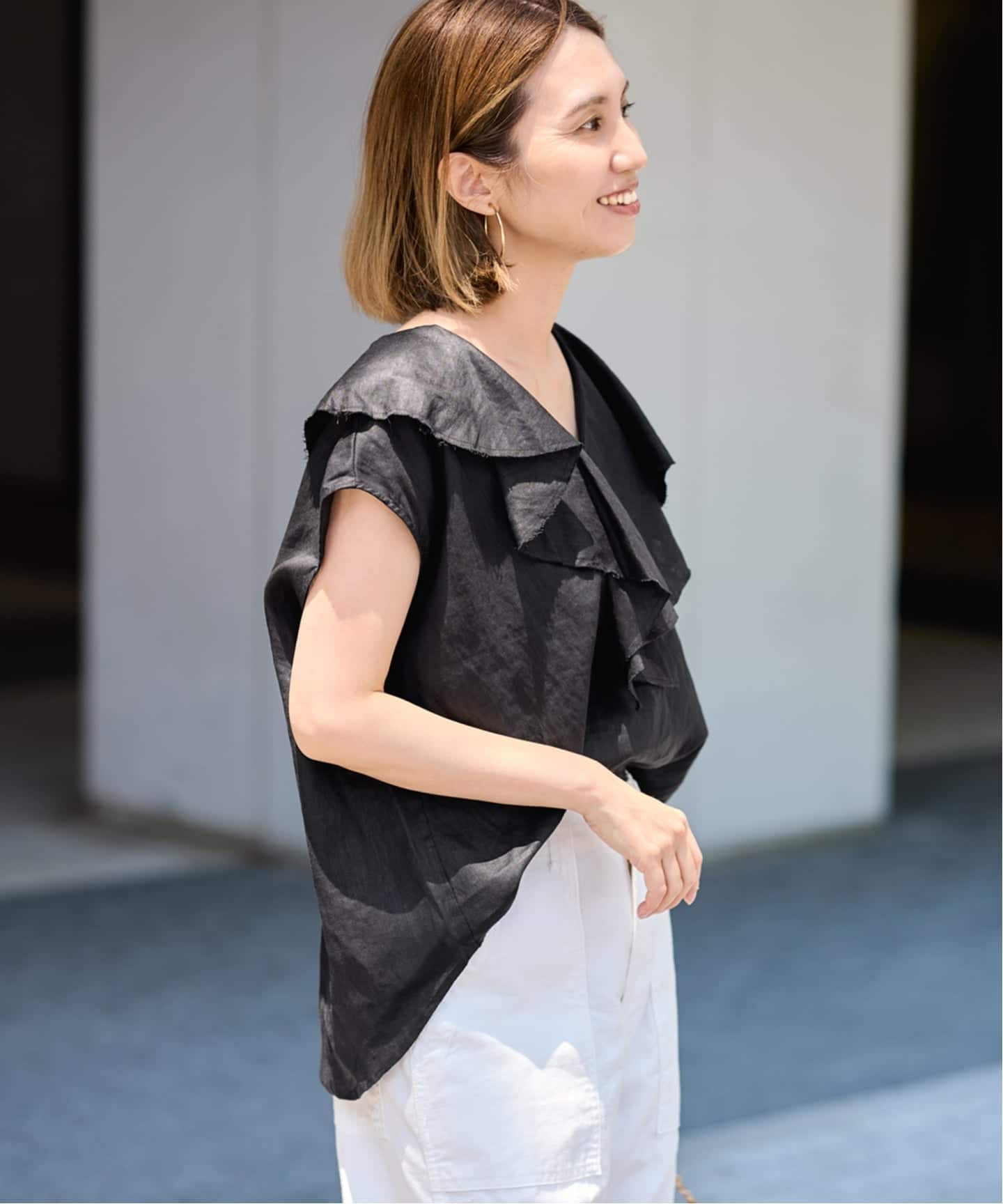 ≪WEB限定 / 追加≫フレンチリネンフリルプルオーバー（シャツ
