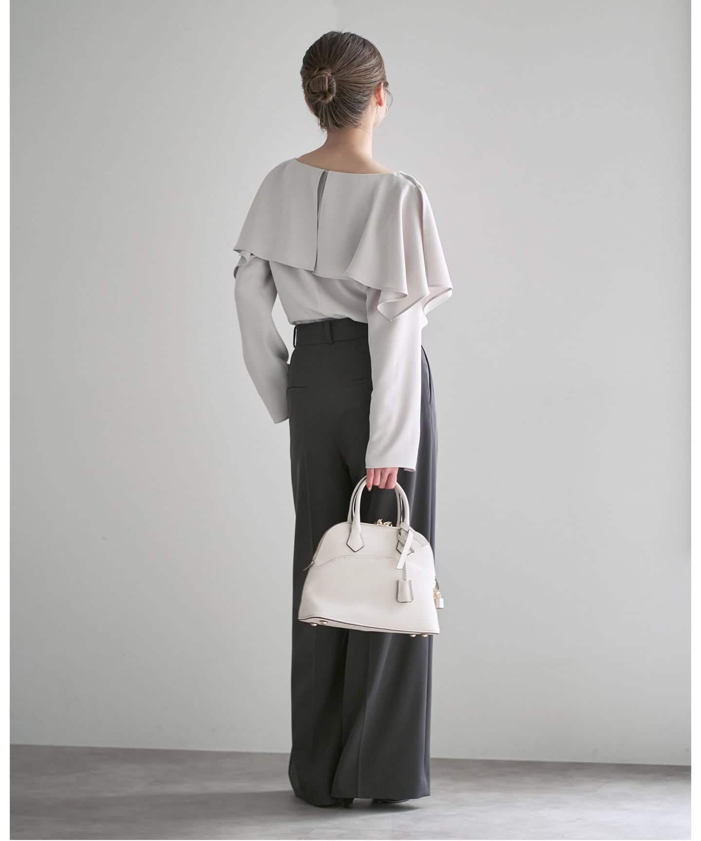 スリットケープブラウス（シャツ／ブラウス）｜NOBLE（ノーブル）の