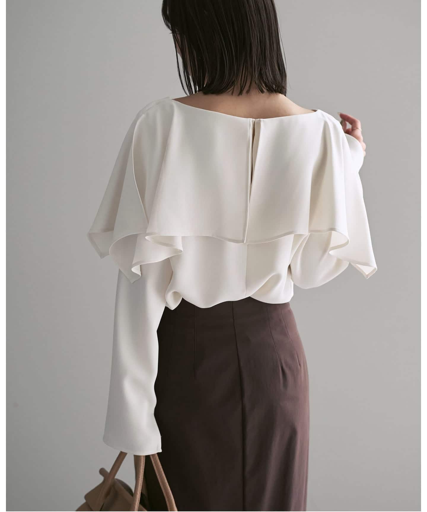 スリットケープブラウス（シャツ／ブラウス）｜NOBLE（ノーブル）の