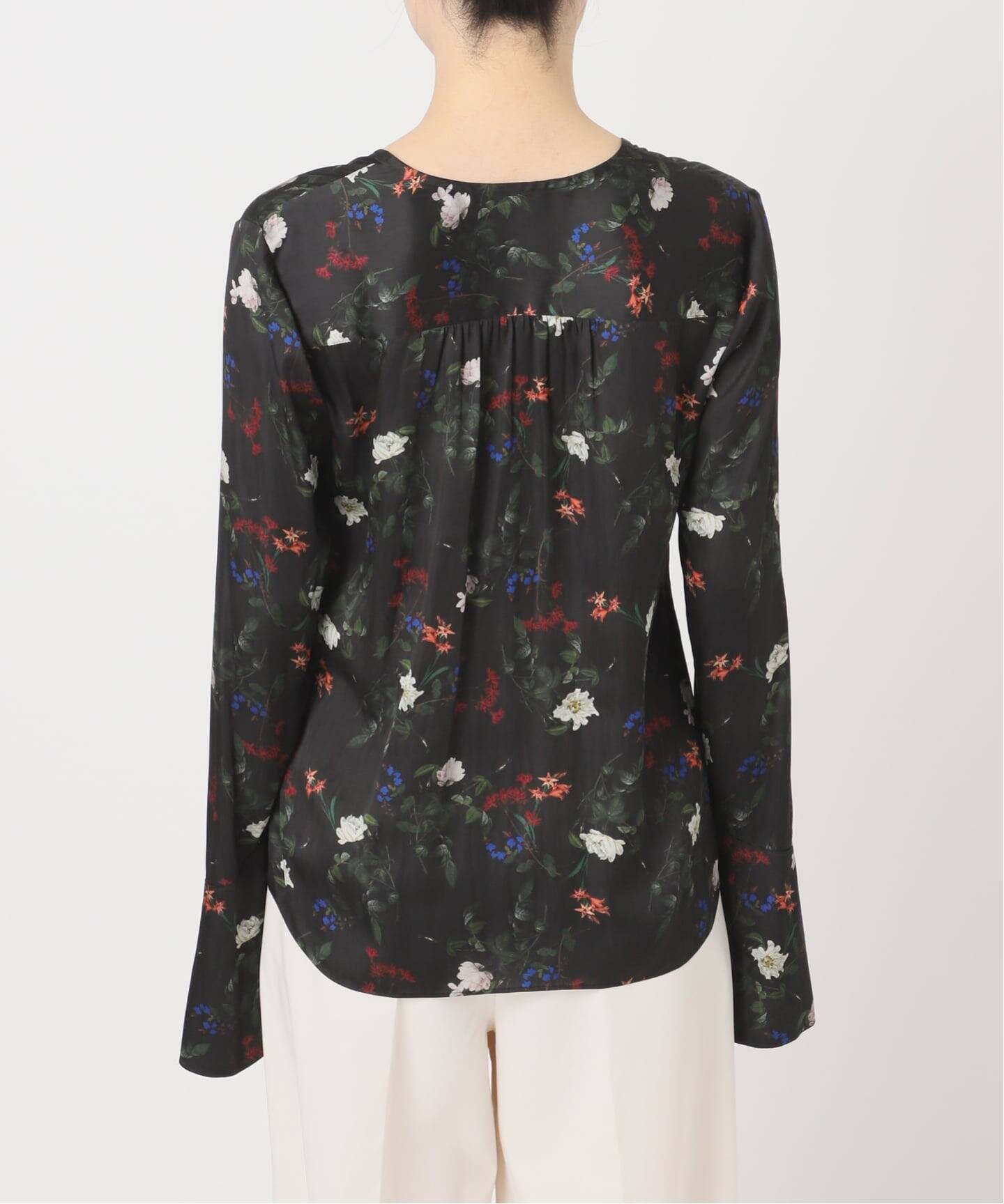 フラワープリントスリットスリーブブラウス（シャツ／ブラウス