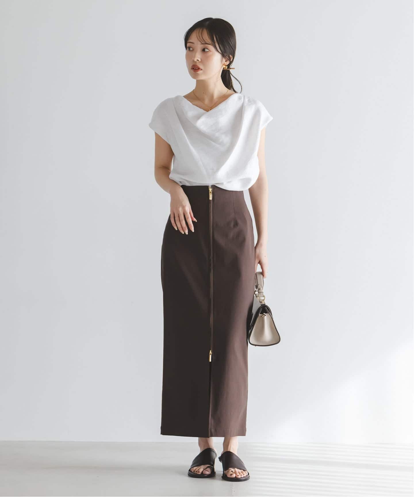 予約》ファジーリネンタックショルダーブラウス（シャツ／ブラウス