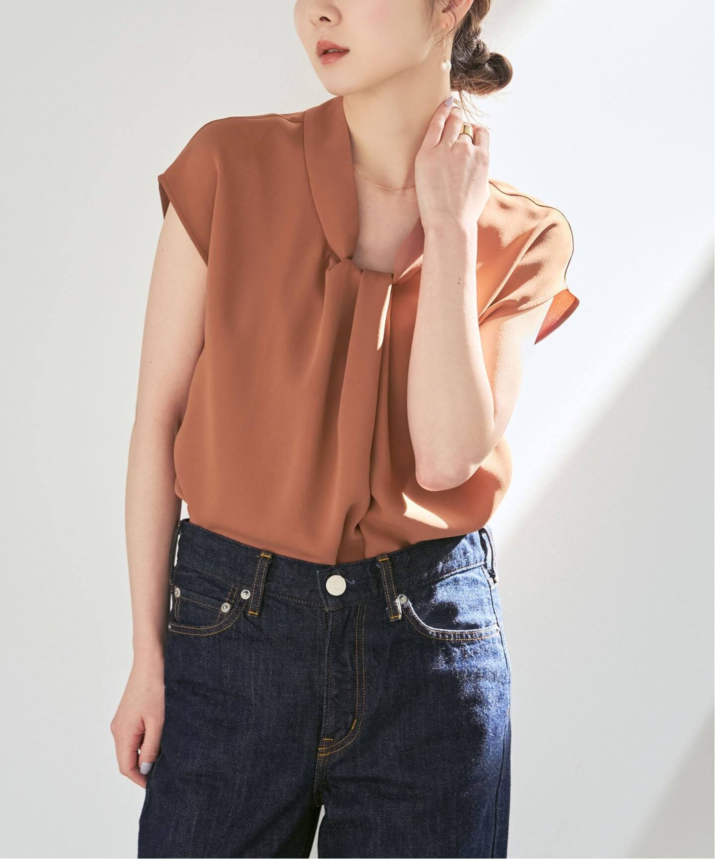 予約》ボウタイライクノースリブラウス（シャツ／ブラウス）｜NOBLE