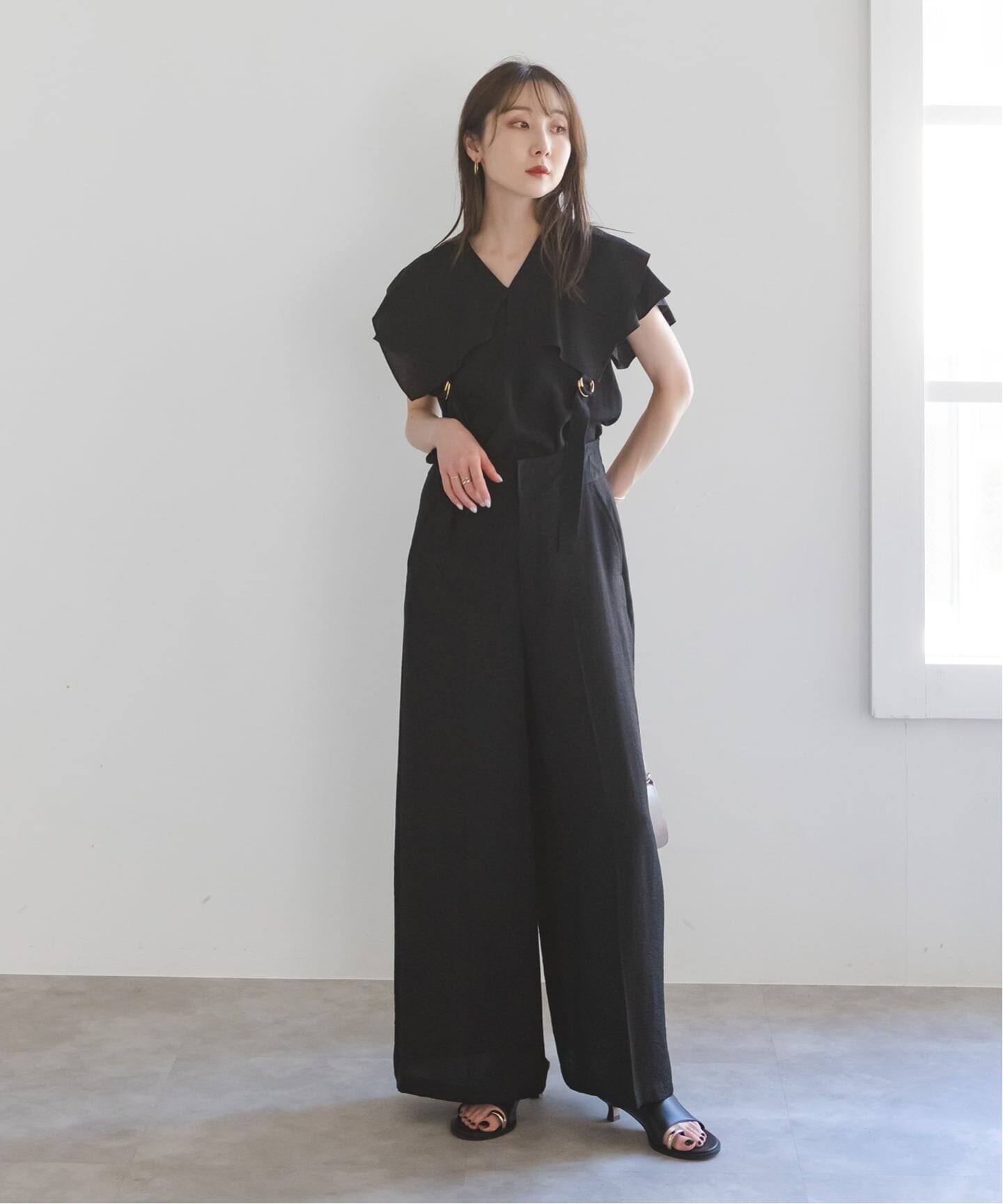 WEB限定追加》【洗える】ファジーリネンスクエアケープブラウス