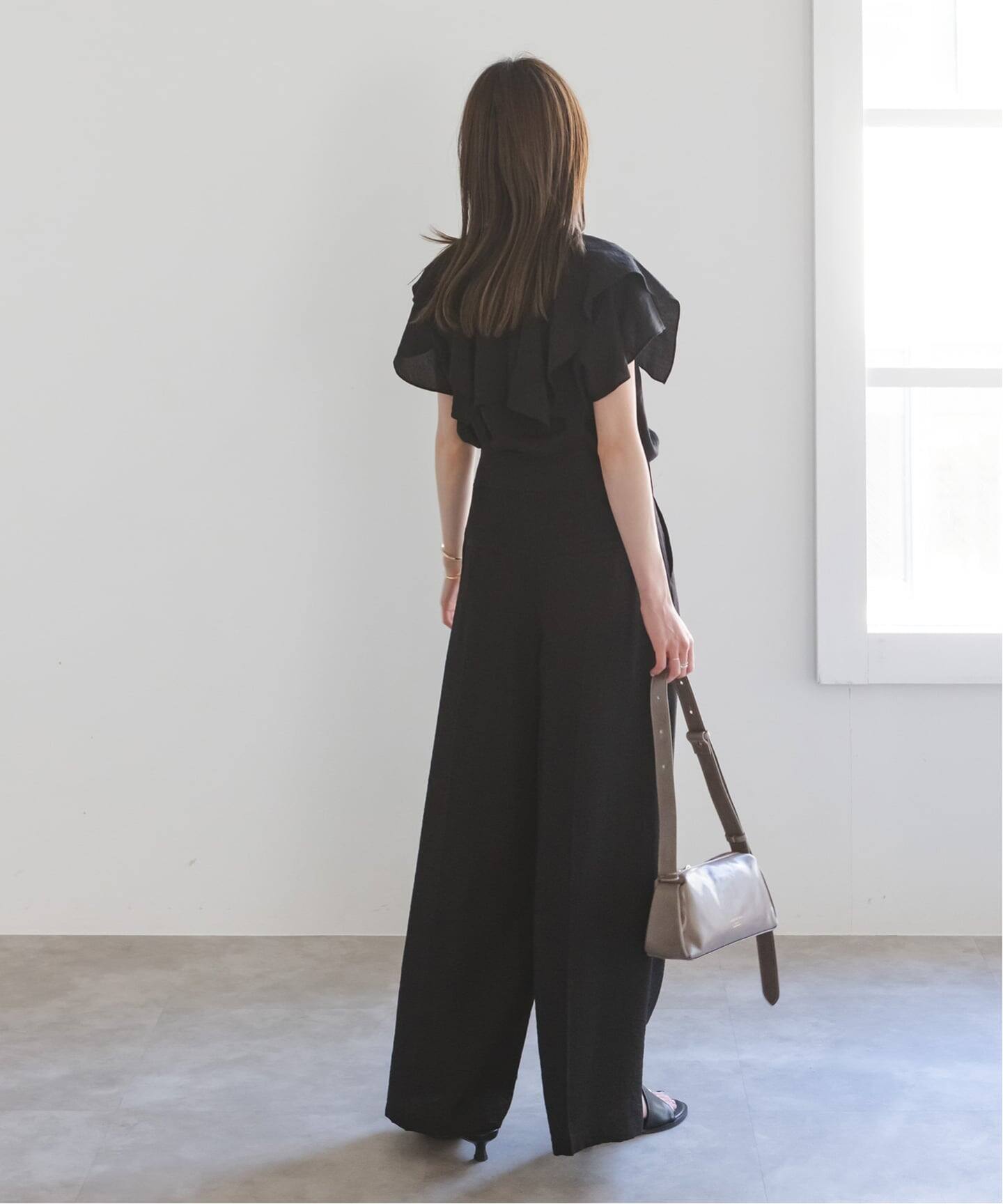 WEB限定追加》【洗える】ファジーリネンスクエアケープブラウス 