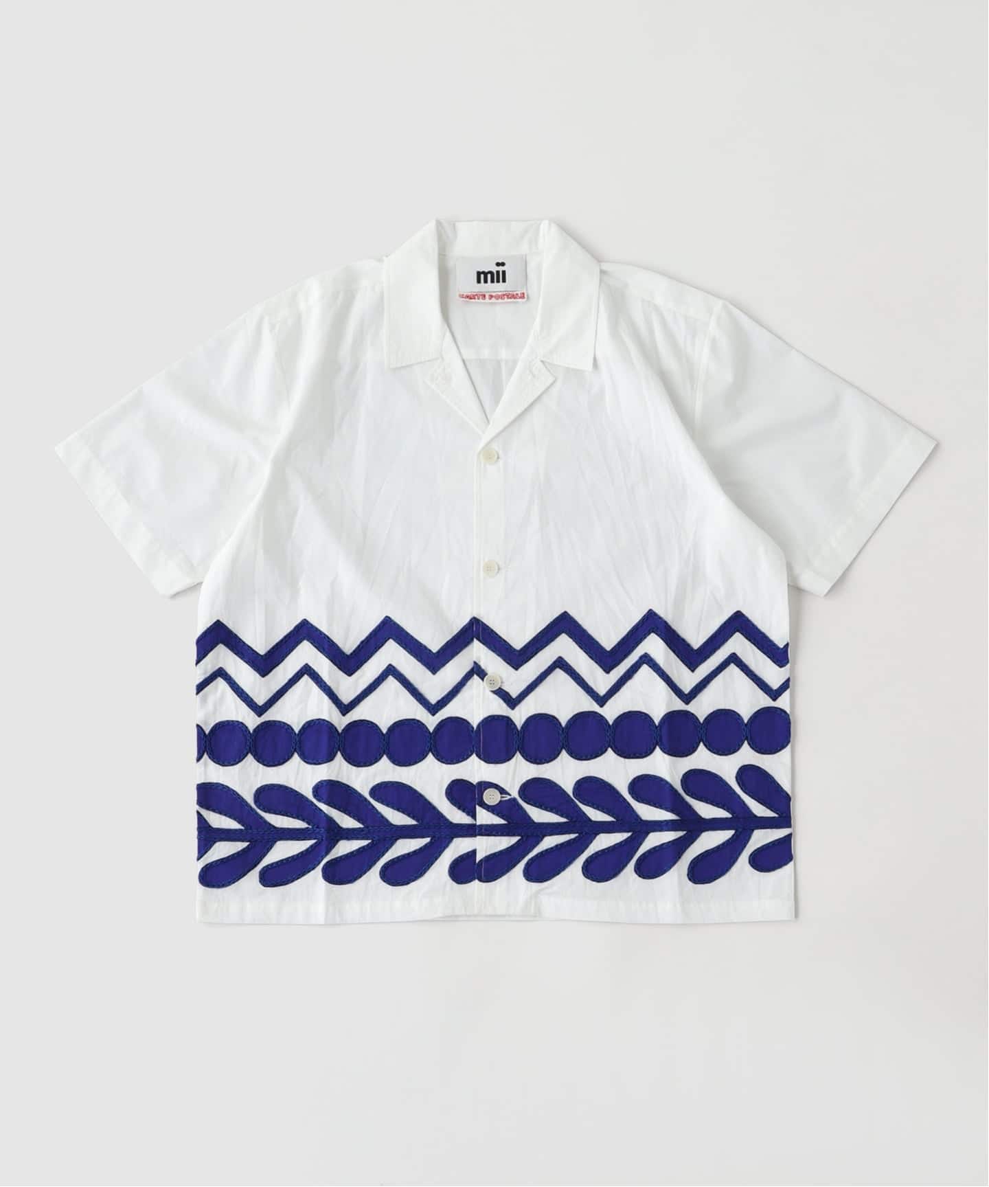 mii (ミイ) APPLIQUE HAND EMBROIDERED シャツ（シャツ／ブラウス