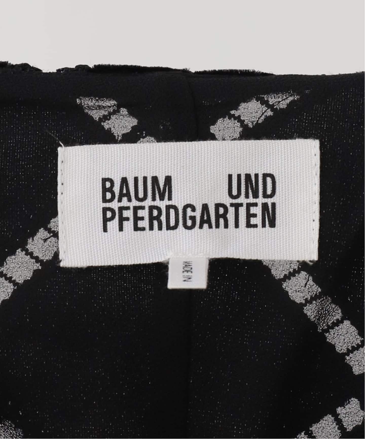 BAUM UND PFERDGARTEN/バウム ウンド ヘルガーデン】 ALINNA 24740