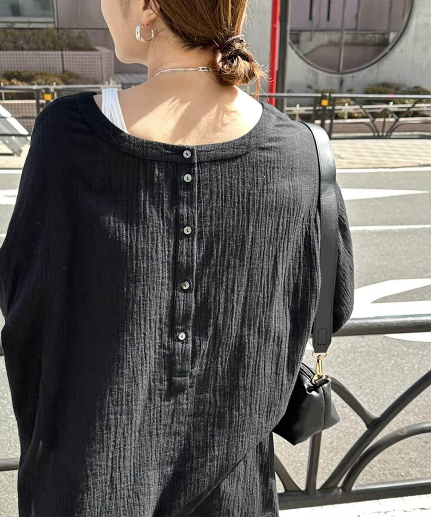 追加》ソフトガーゼ2WAYビッグプルオーバー（シャツ／ブラウス