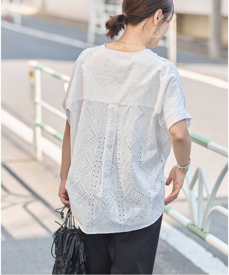 カットワークレースノーカラーブラウス（シャツ／ブラウス）｜JOURNAL 