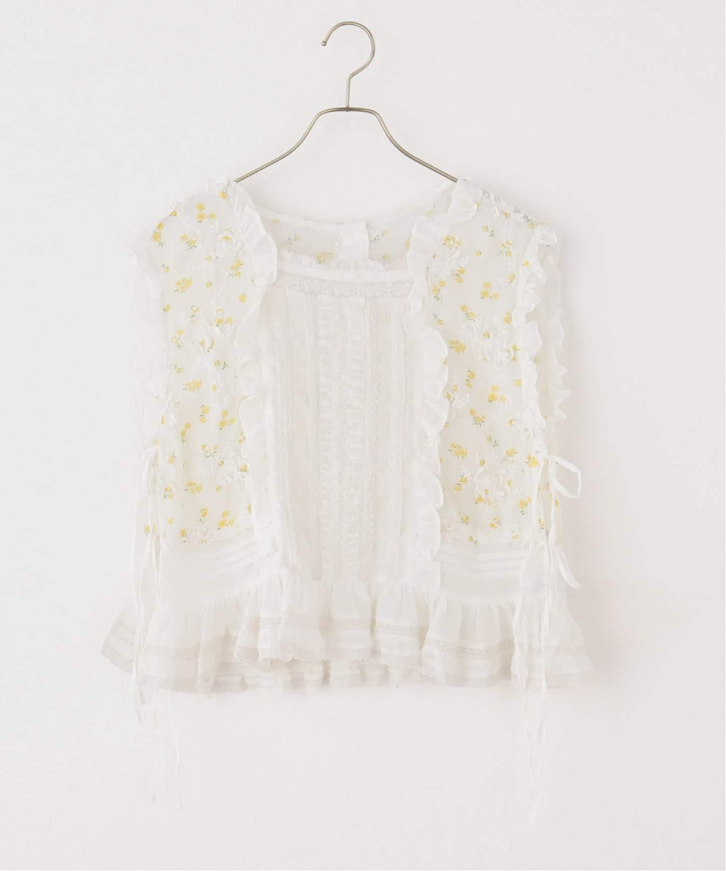 crinkle crinkle crinkle】 sheer flower vest blouse（シャツ