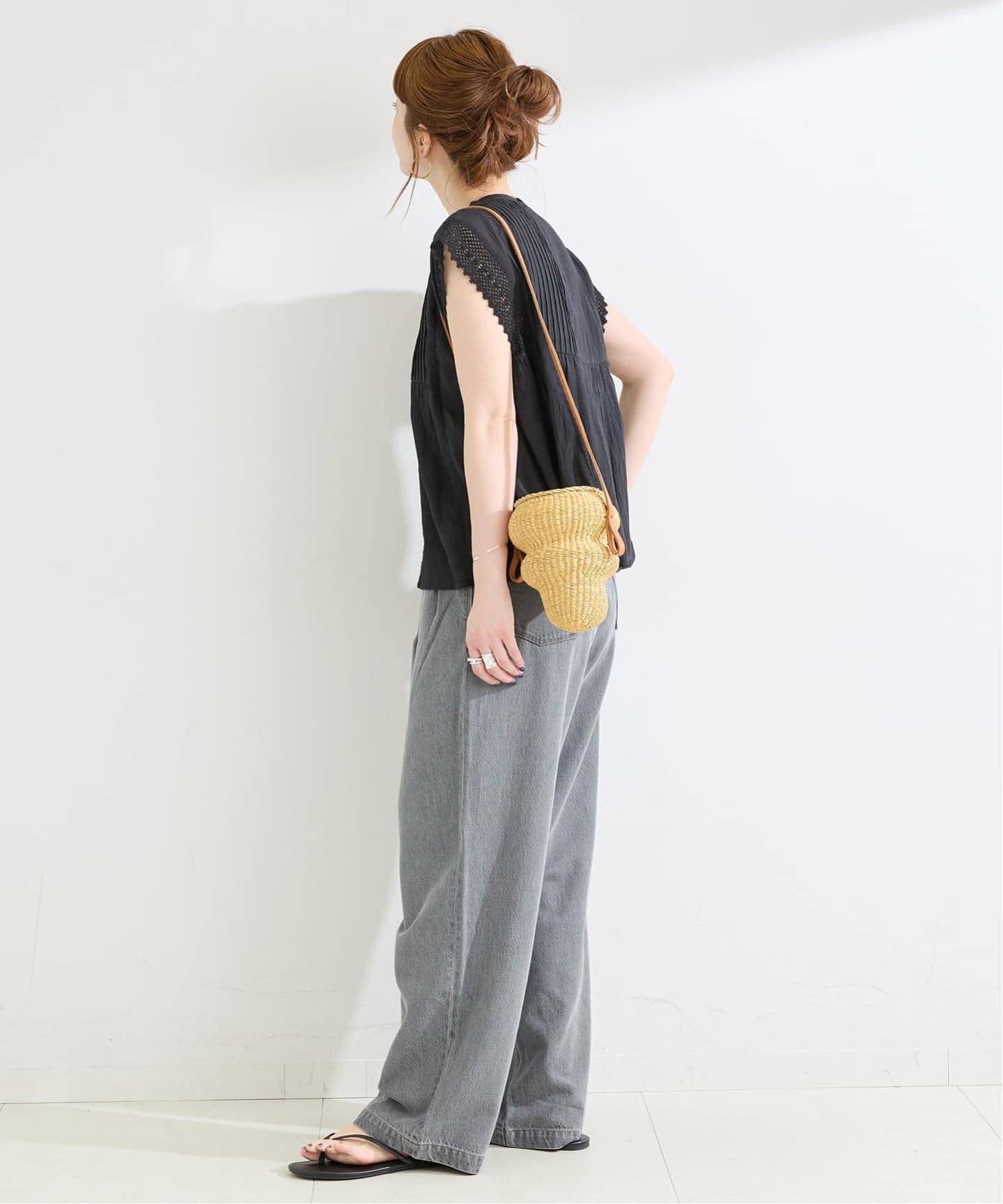 ✨美品 キャピタル ノースリーブ タックレースドッキングブラウス リネン混 1 手洗い可 / ピンタックレースノースリブラウス（シャツ／ブラウス