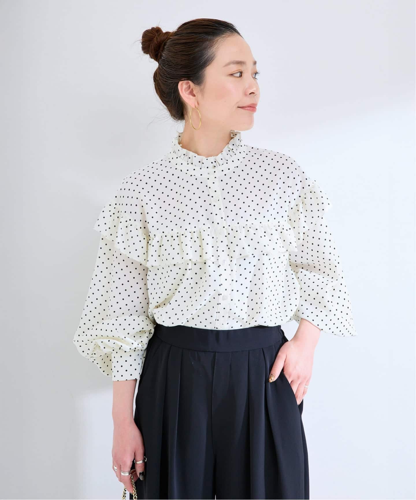 一部WEB限定カラーあり】ドット無地アソートフリルブラウス（シャツ