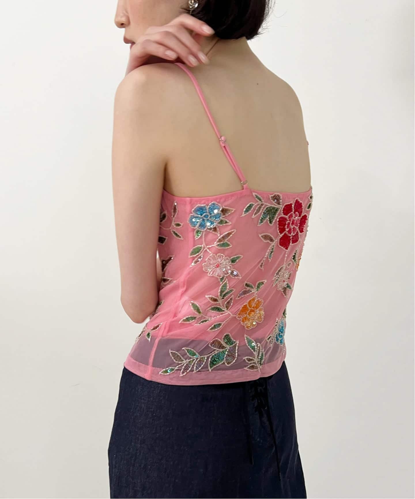 Tach clothing／タッチ クロージング】 Ezra Floral Embroidery Top