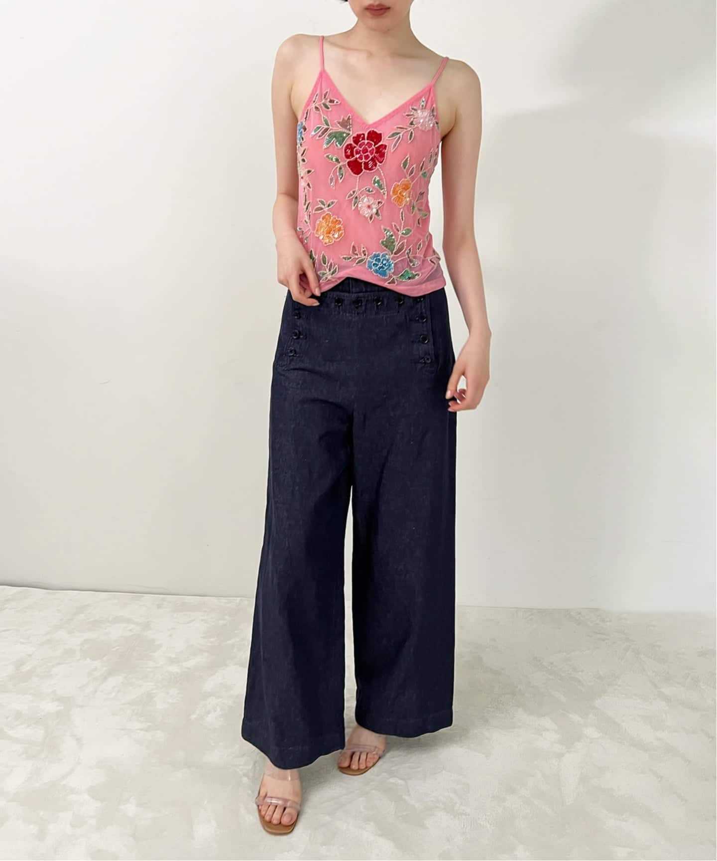 Tach clothing／タッチ クロージング】 Ezra Floral Embroidery Top