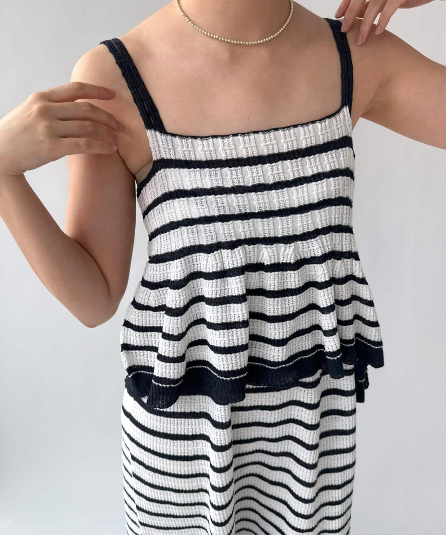 ODAKHA / オダカ】asymmetry striped seemles cami（キャミソール