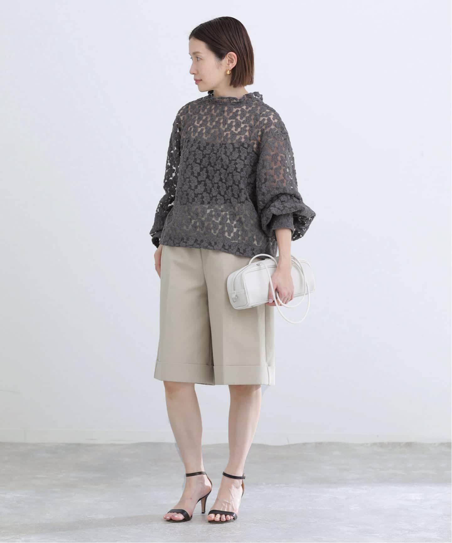 新品！リラ♡レース2wayブラウス S-LL/前後2WAY/洗濯後しわになりにくい】お袖刺繍レースブラウス