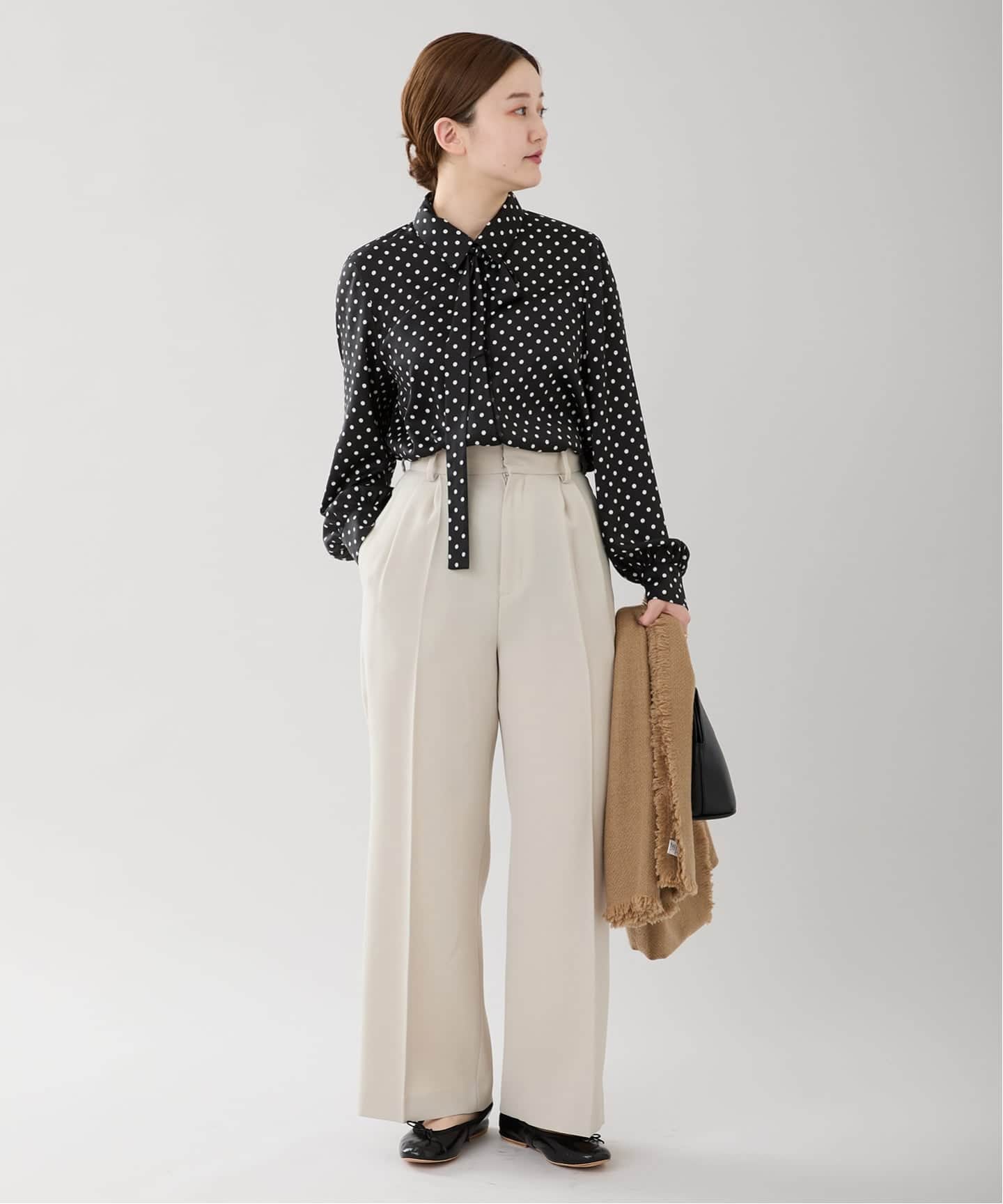 WEB限定/追加4予約》サテンドットタイ付ブラウス（シャツ／ブラウス