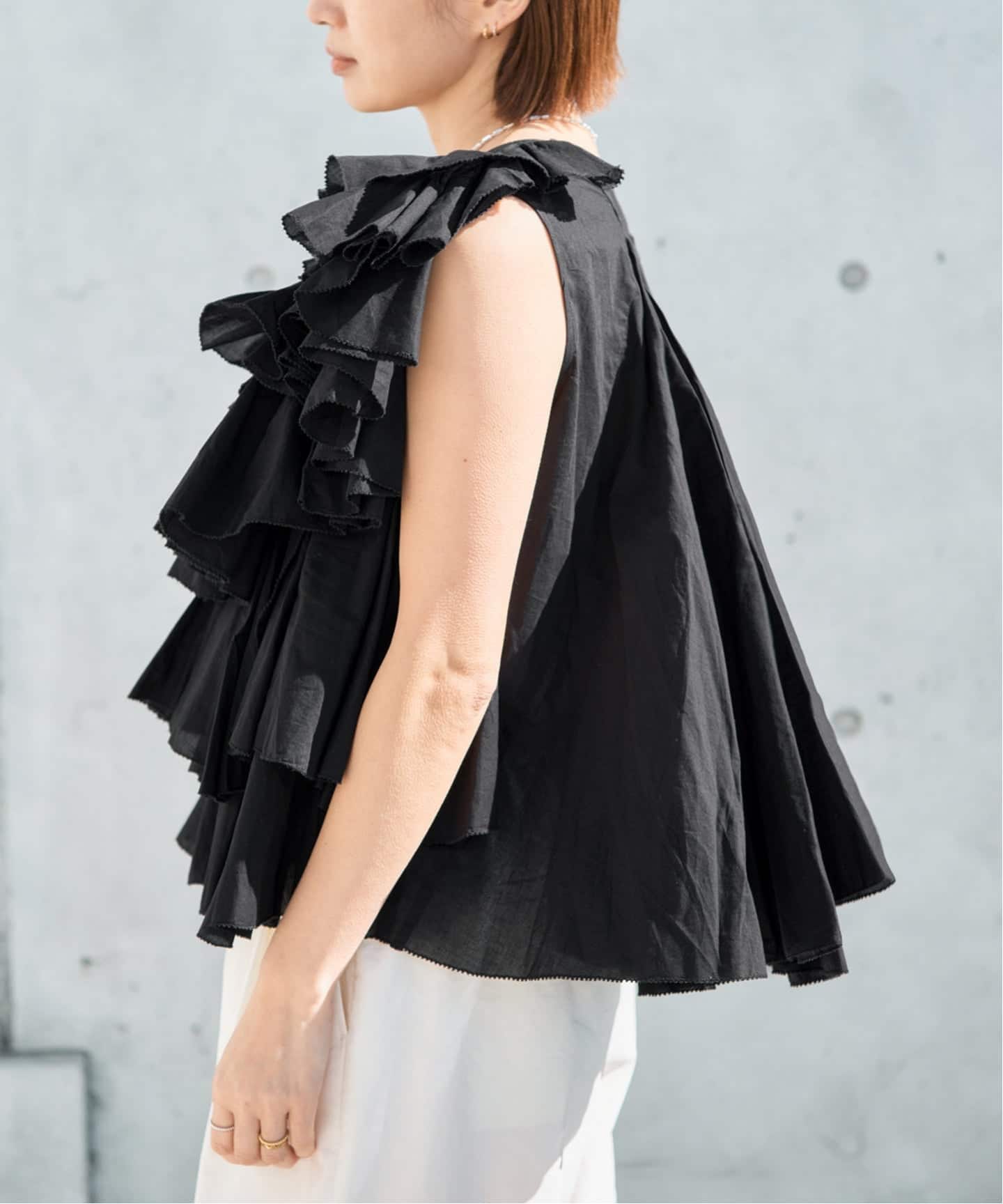 予約》AAYUSHI/アユーシ レイヤードラッフルブラウス SFN0715（シャツ