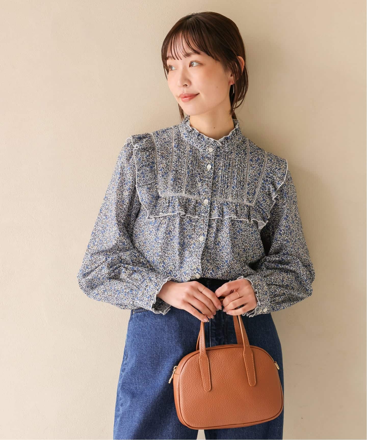 スローブイエナ Petit Flower プリントフリルブラウス F レディース ブラック/黒【中古】【新入荷】 ● SLOBE IENA - スローブイエナ Petit Flower プリントフリルブラウス F