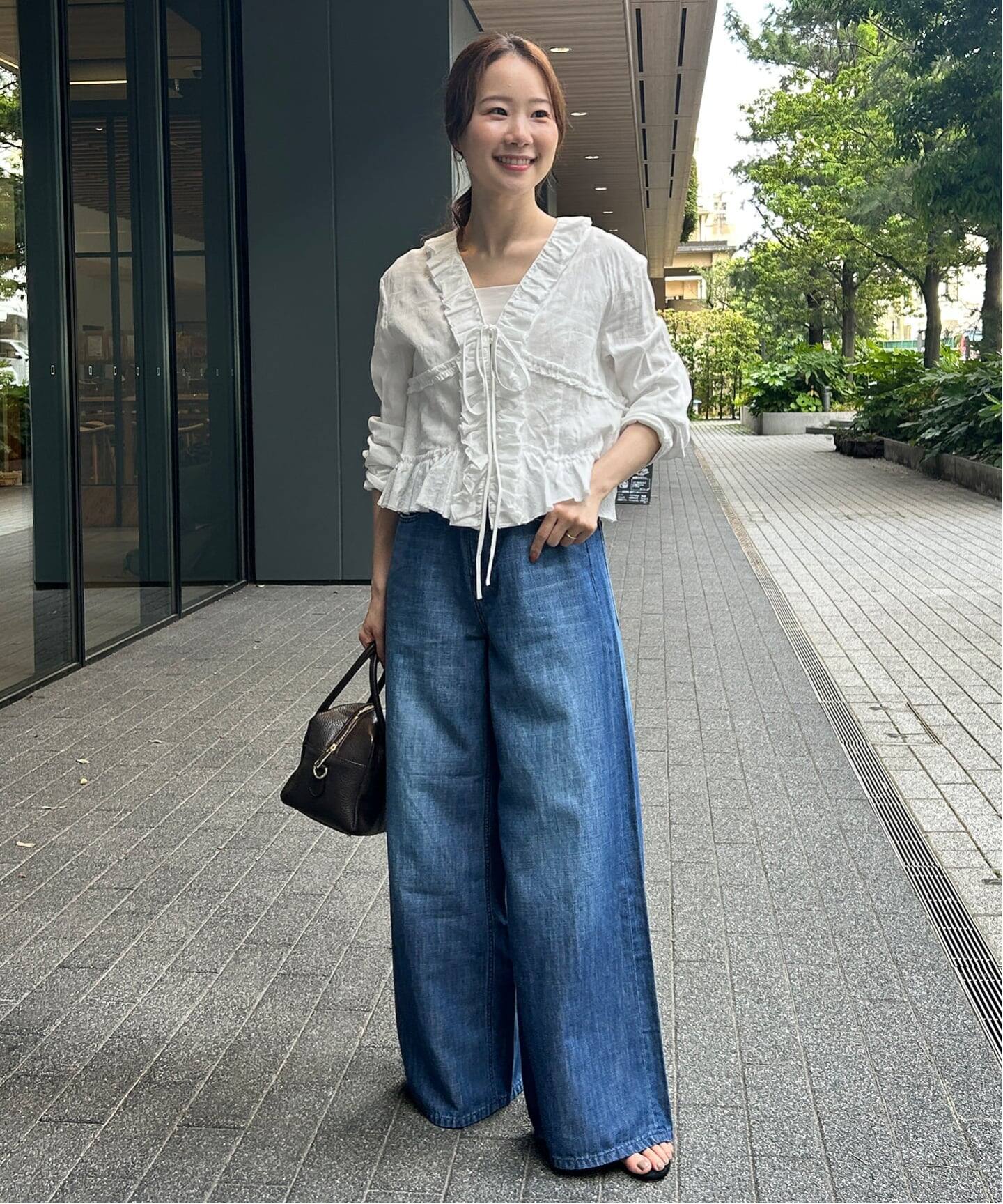 LOW CLASSIC LC/ロウ クラシック エルシーフリルブラウス LC253BL01OW 