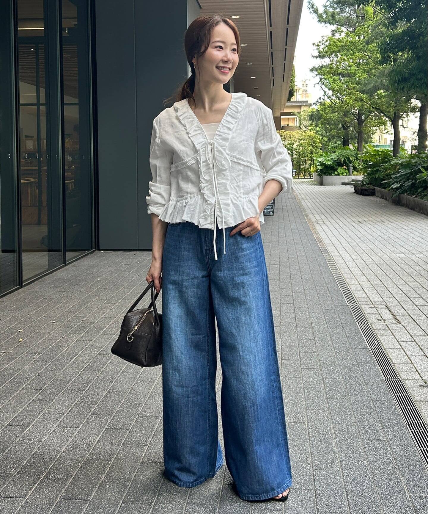 LOW CLASSIC LC/ロウ クラシック エルシーフリルブラウス LC253BL01OW 