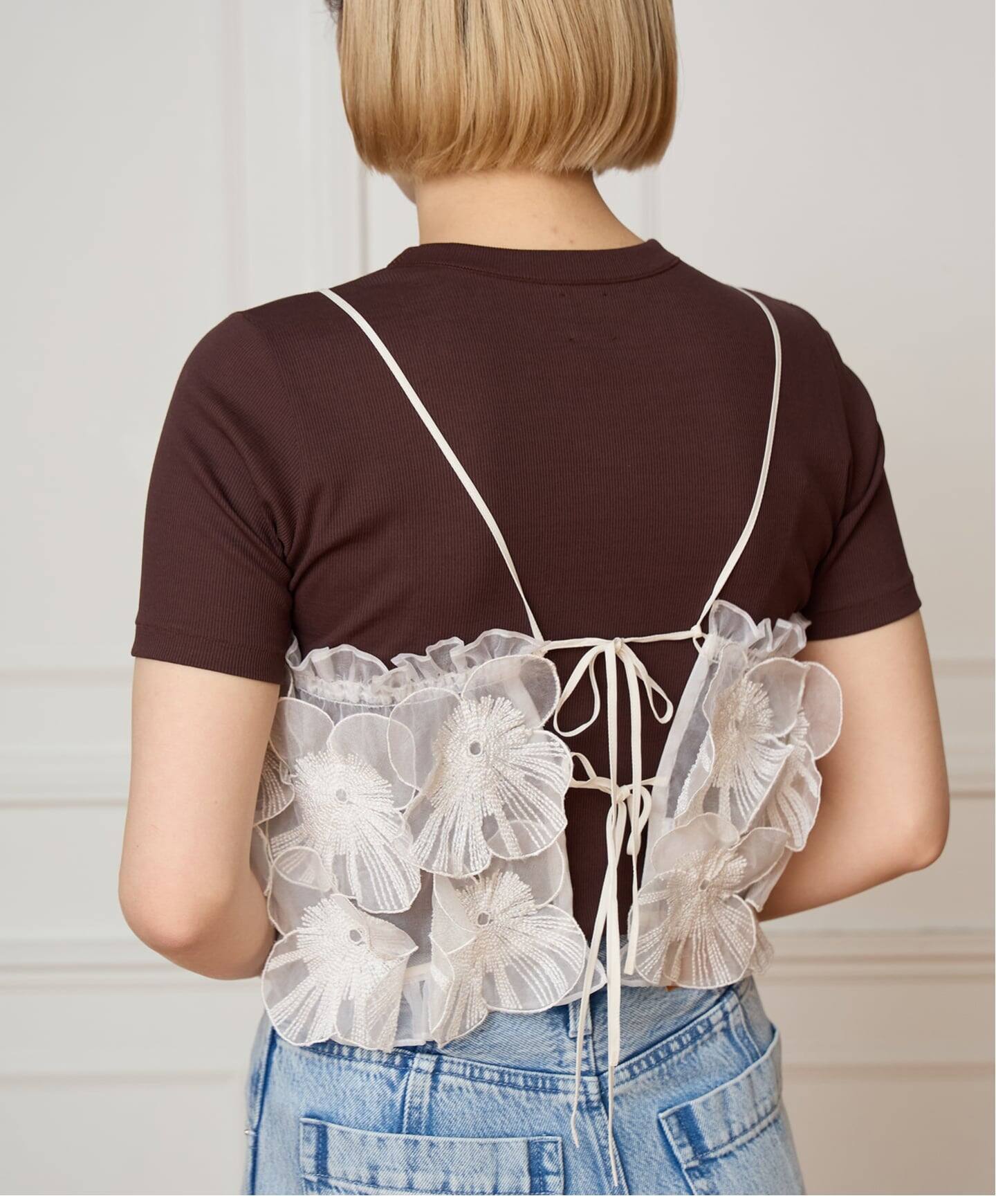 IENA LA BOUCLE フラワーモチーフオーガンジーキャミ ¥40,700 IENA LA BOUCLE フラワーモチーフオーガンジーキャミ（キャミソール