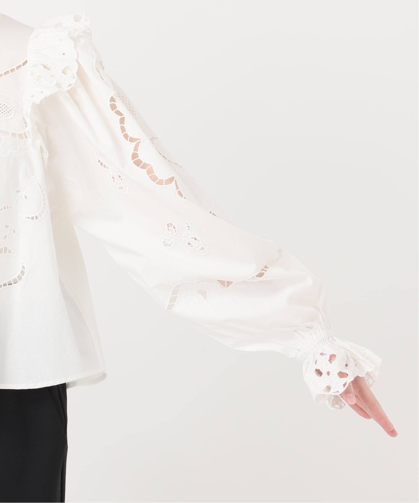 IENA LA BOUCLE カットワークブロードブラウス（シャツ／ブラウス