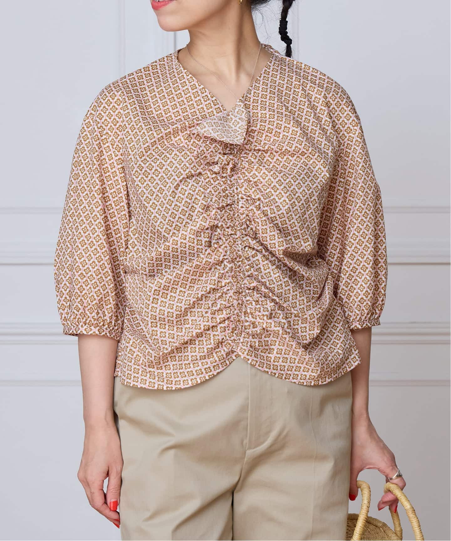 IENA LA BOUCLE LIBERTY プリントブラウス IENA LA BOUCLE リバティギャザーブラウス（シャツ／ブラウス）｜IENA