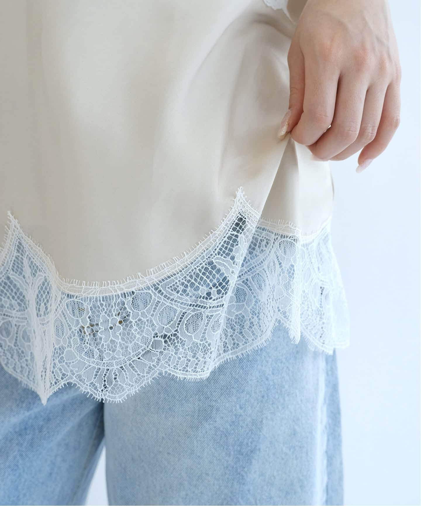 IENA LA BOUCLE サテンレースコンビキャミソール（キャミソール