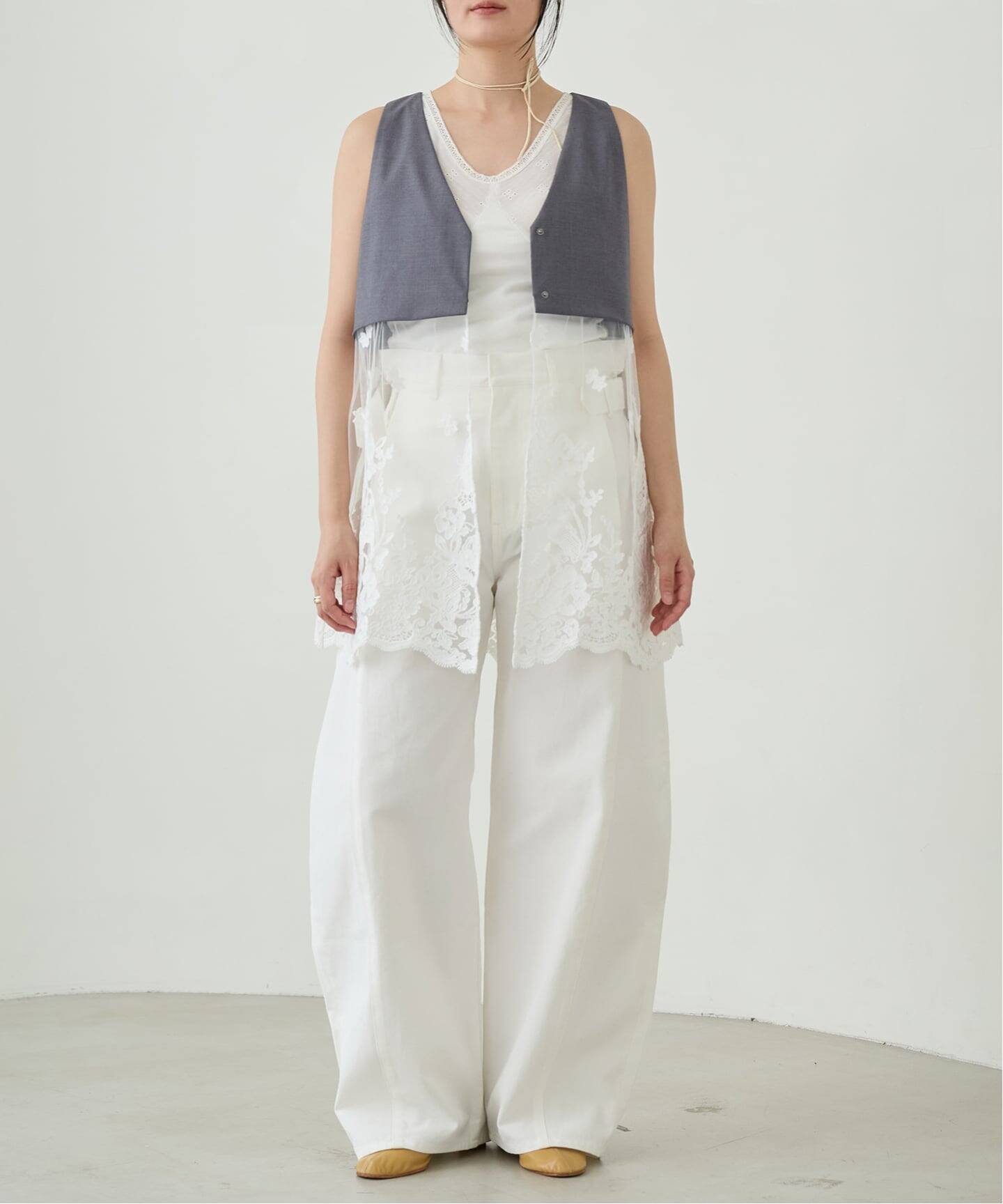 IENA LA BOUCLE チュールレースノースリーブベスト　新品未使用 予約》IENA LA BOUCLE チュールレースノースリーブベスト（ベスト