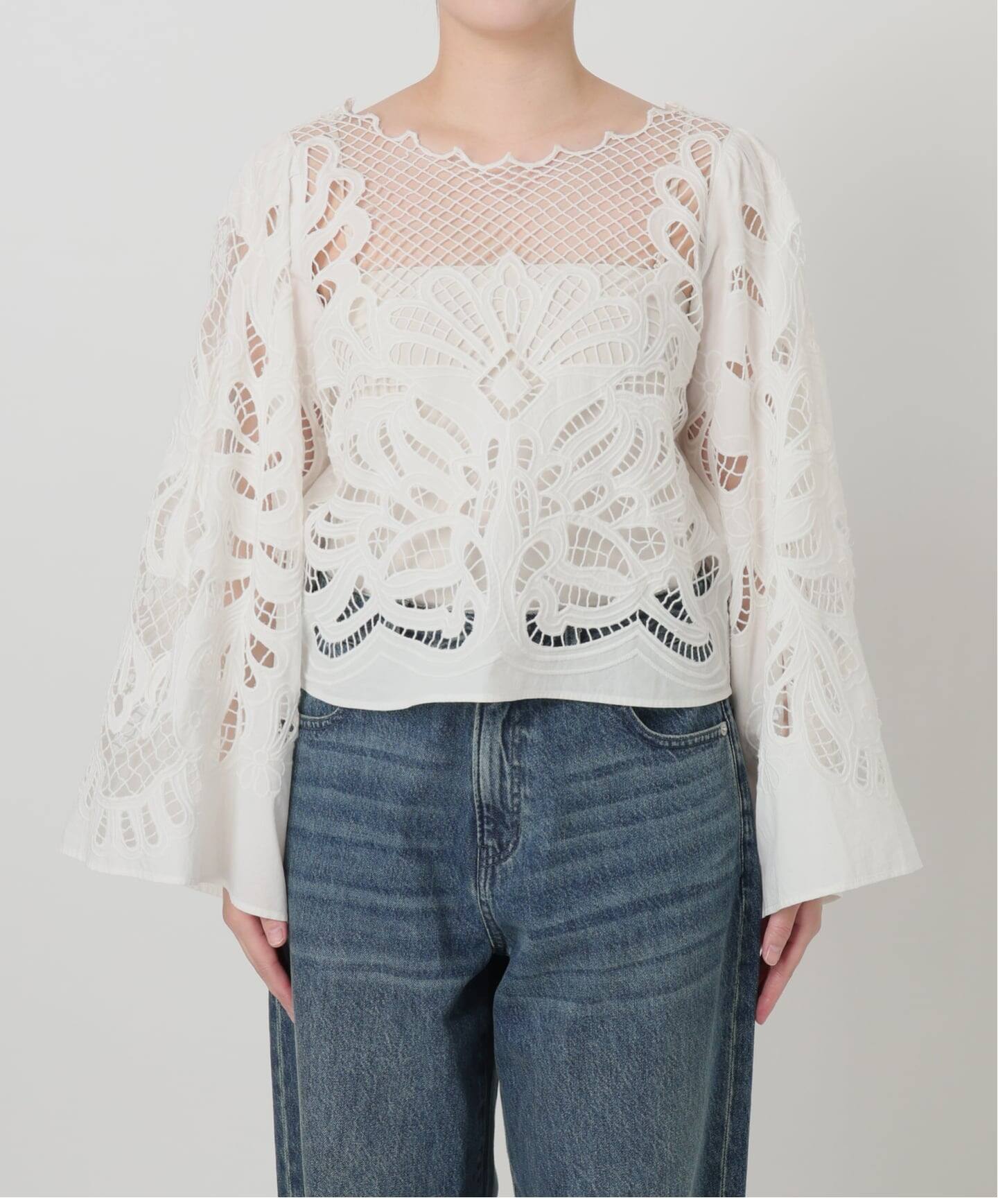 予約》IENA LA BOUCLE カットワーク刺繍ブラウス（シャツ／ブラウス