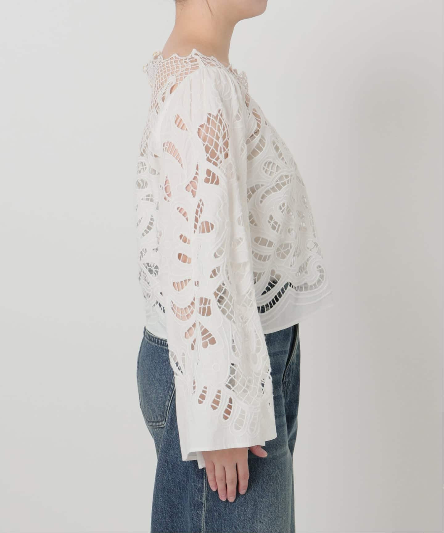 予約》IENA LA BOUCLE カットワーク刺繍ブラウス（シャツ／ブラウス