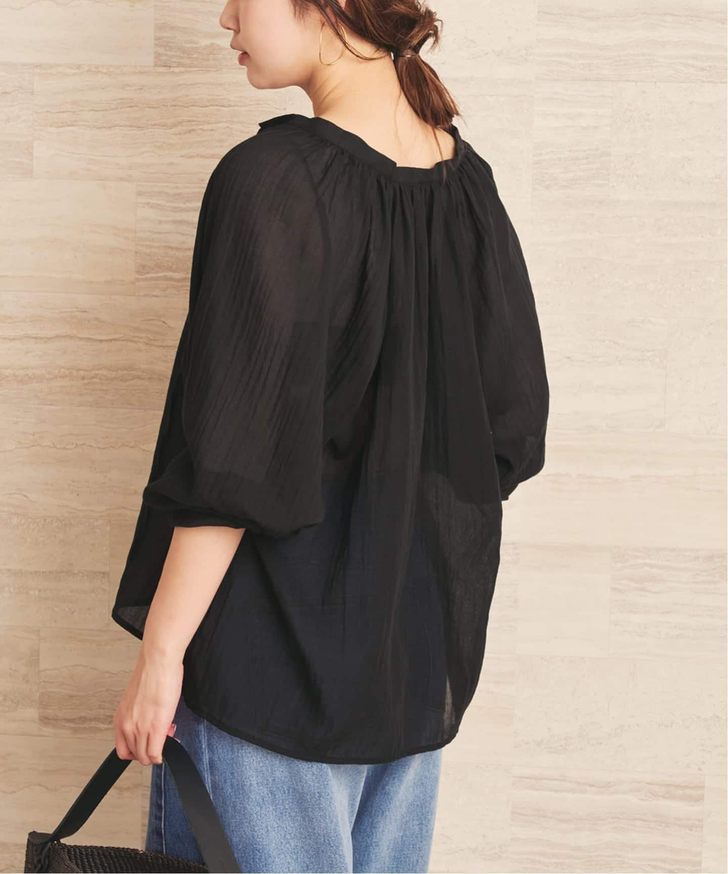 le / ル NATURAL COTTON SHIRRING ブラウス（シャツ／ブラウス