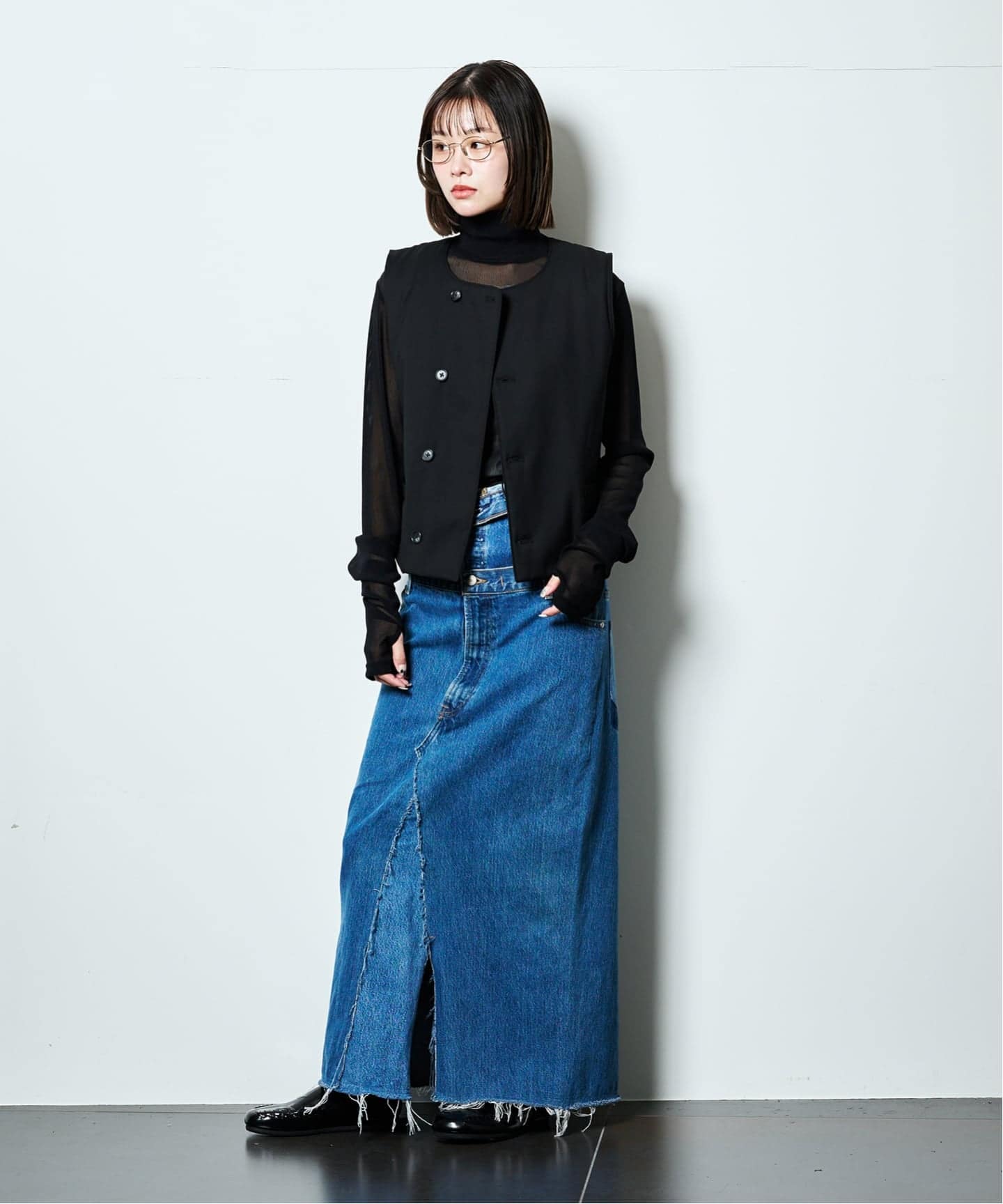 QUIITO W WAIST I LINE SK Q26S-S128：デニムスカート（デニムスカート